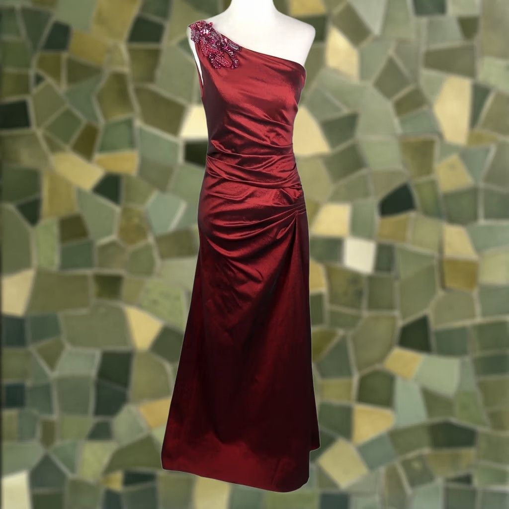 Adrianna Papell VINTAGE Hailey Adrianna Papell Gown Size 4 Burgundy Shiny Taffeta One Shoulder Y2K Size S / US 4 / IT 40 - 1 Thumbnail