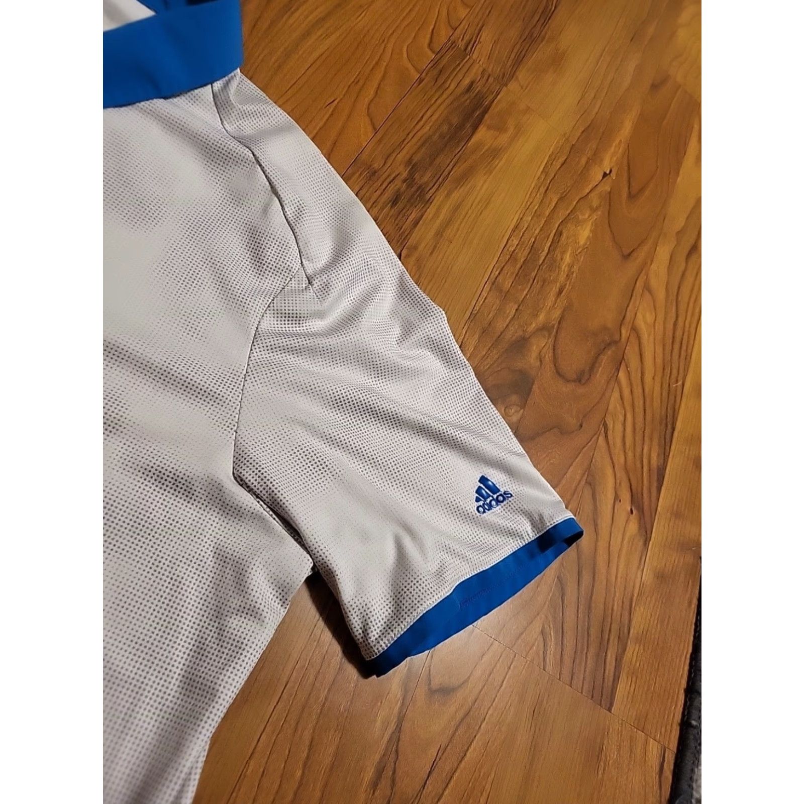 Adidas Adidas Polo Shirt Climachill Geometric White Gray Blue Collar Cuffs Men M EUC Size US M / EU 48-50 / 2 - 5 Thumbnail