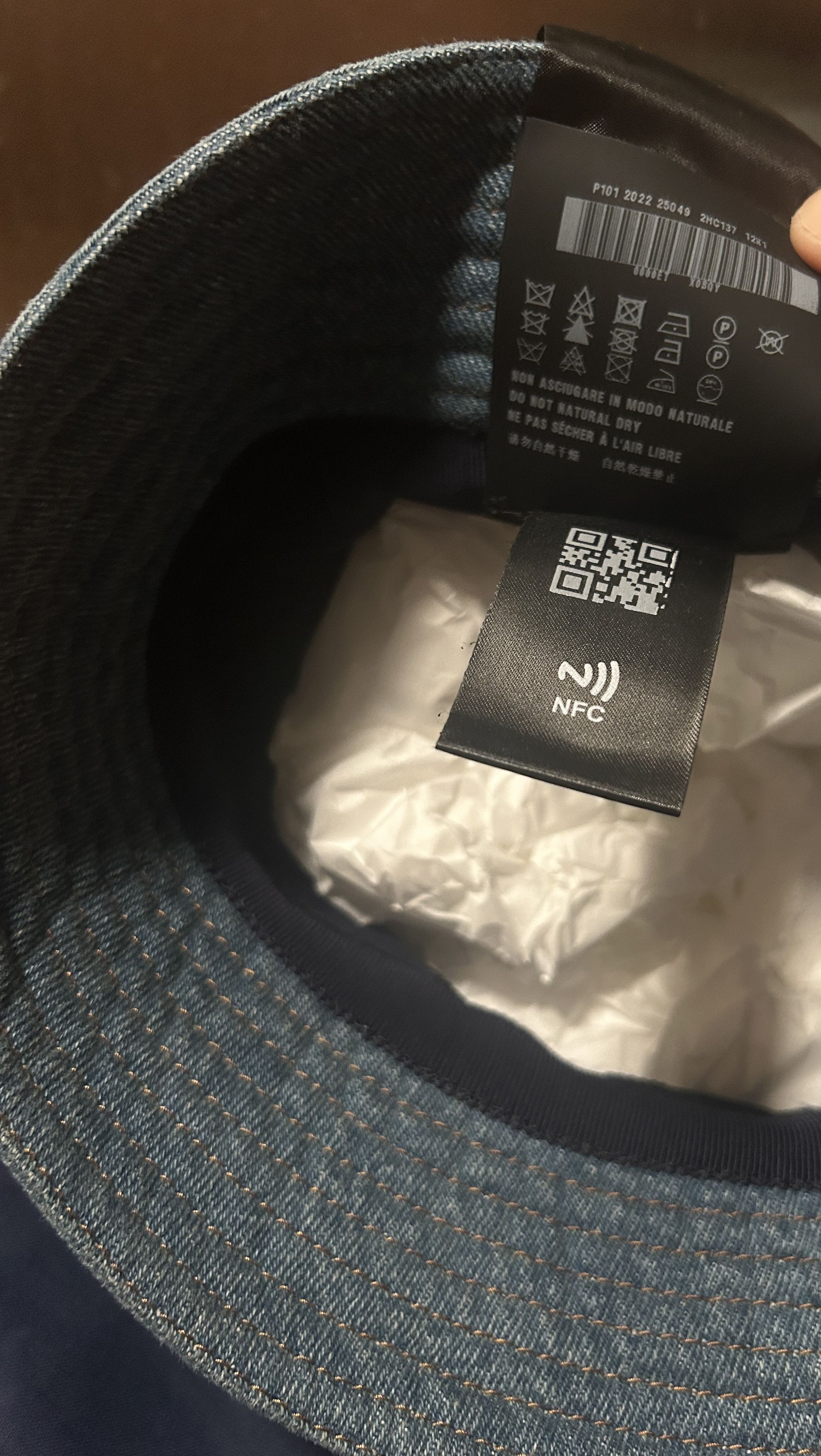 Prada (size SMALL) Denim bucket hat Size ONE SIZE - 7 Thumbnail