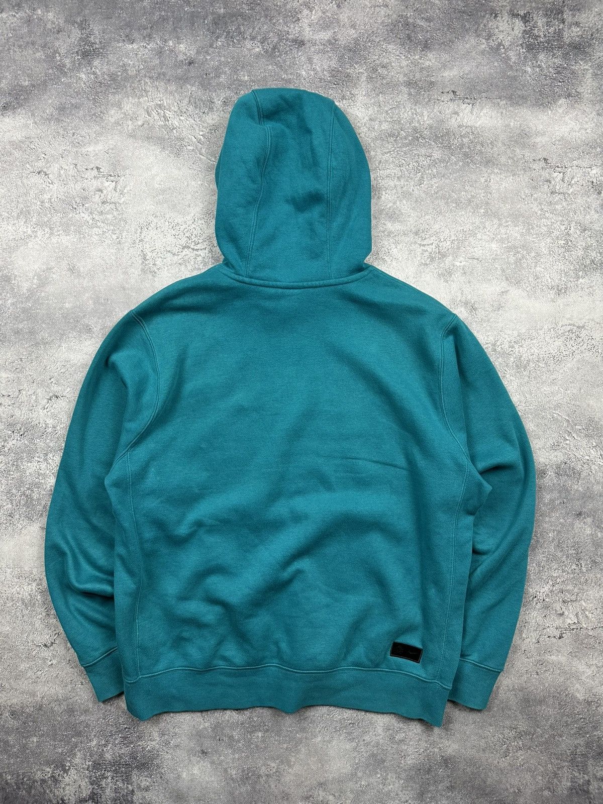 Nike Nike Chelsea FC Hoodie Soccer Club Centre Logo Pullover Y2K Size US M / EU 48-50 / 2 - 11 Thumbnail