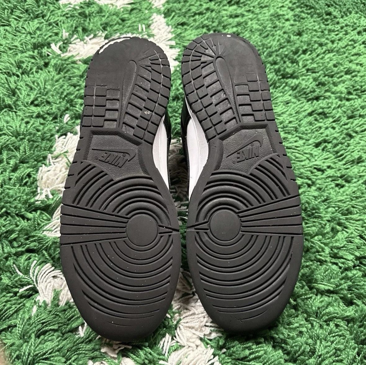 Nike Nike Dunk “Panda” Size US 11 / EU 44 - 5 Thumbnail