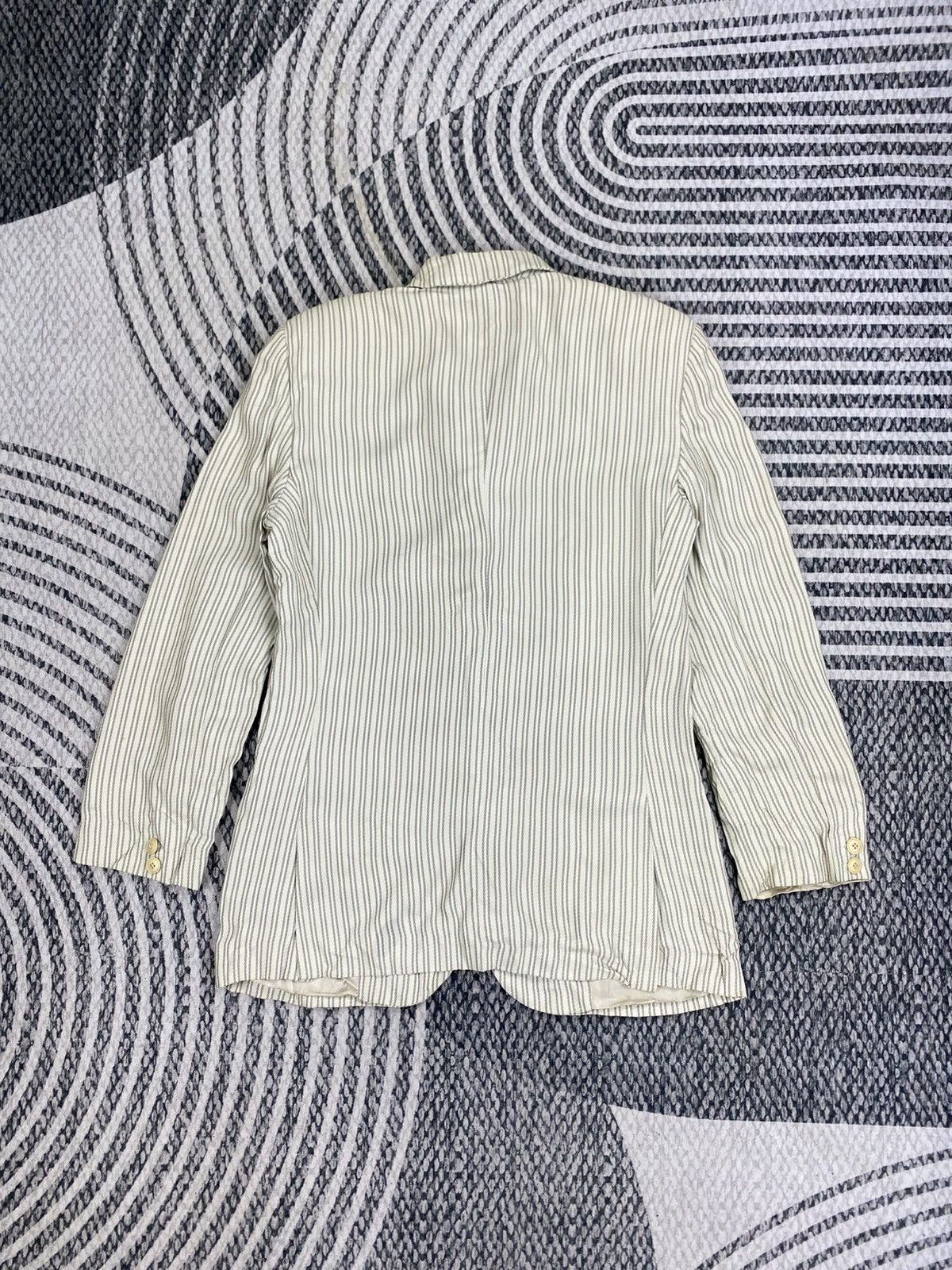 Emporio Armani Vintage Emporio Armani Minimalist Pinstriped Blazer Size S / US 4 / IT 40 - 2 Thumbnail