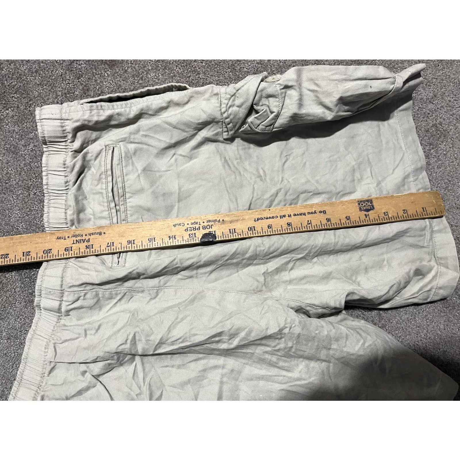 Vintage VINTAGE Columbia Mens Large Distress Above Knee Belted Cargo Shorts Beige Size US 33 - 4 Thumbnail