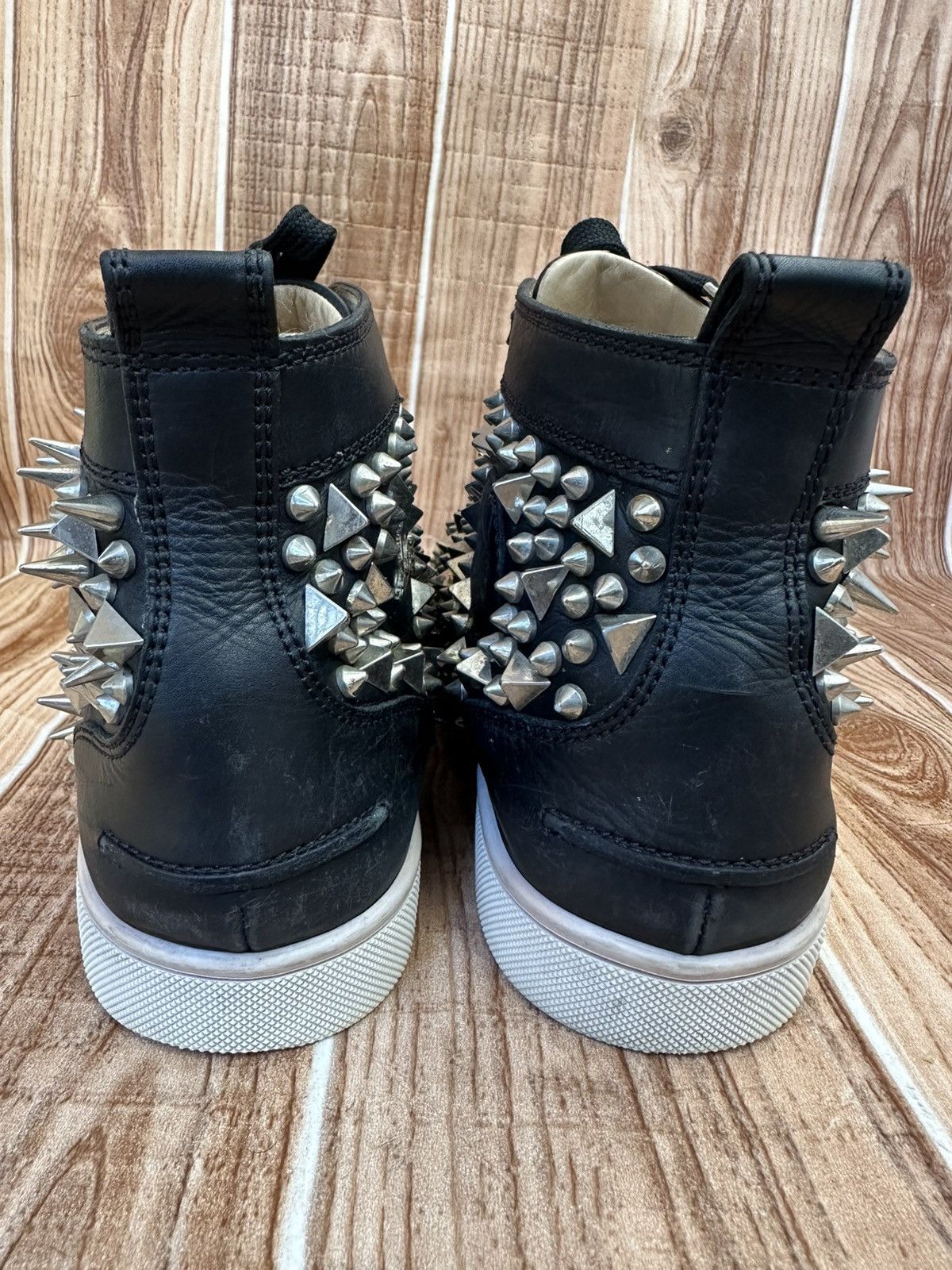 Christian Louboutin Christian Louboutin Louis Spikes Black Hightop Sneaks Size US 7.5 / EU 40-41 - 17 Thumbnail