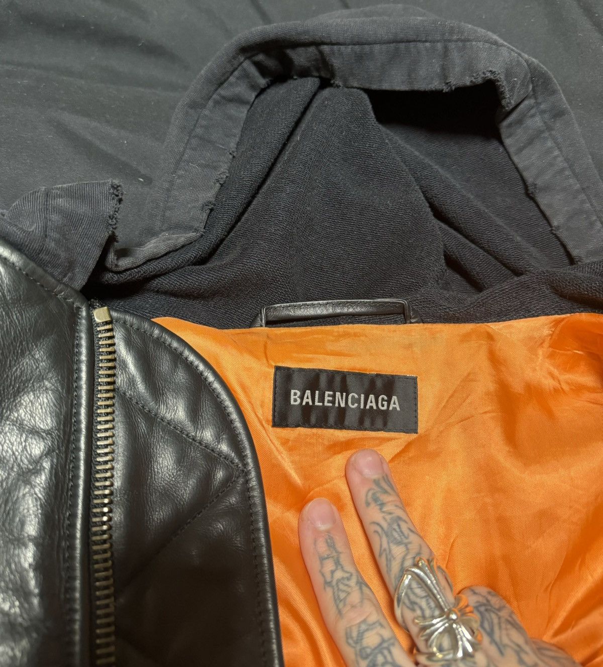 Balenciaga Balenciaga FW23 Leather Bomber Jacket Size US XL / EU 56 / 4 - 6 Thumbnail