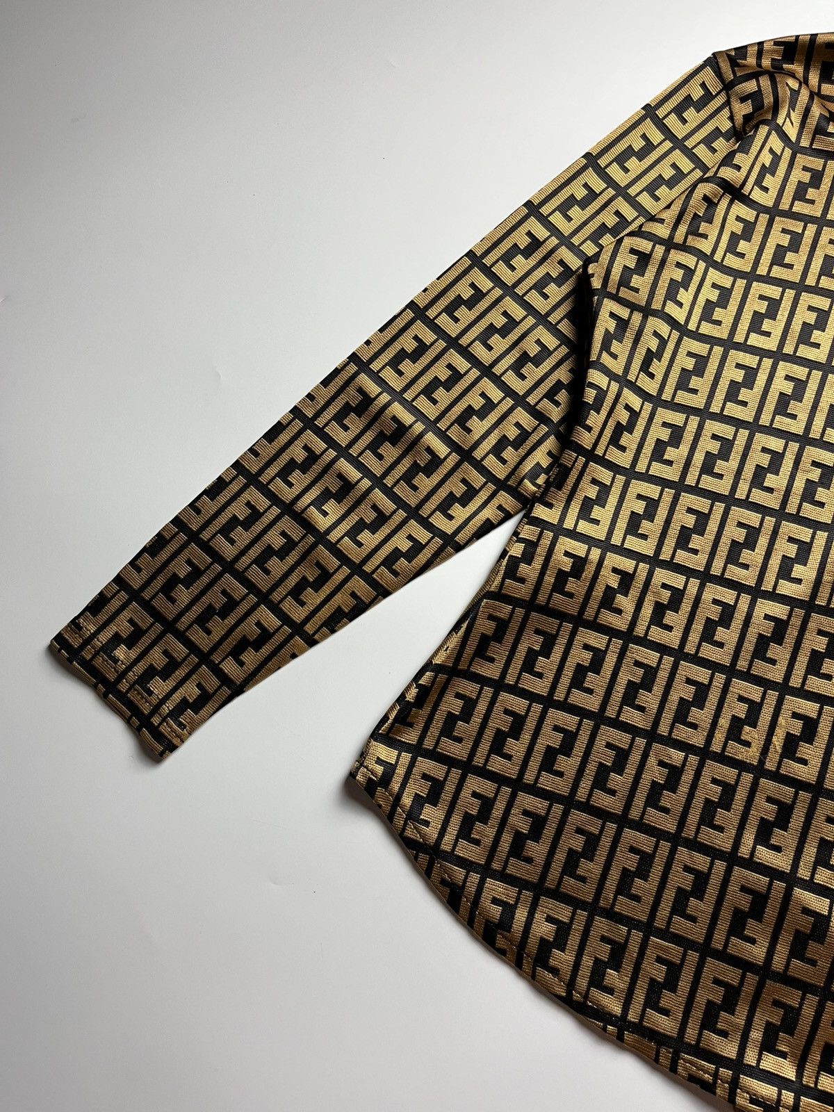 Fendi Vintage Fendi Zucca Monogram Shirt Size M / US 6-8 / IT 42-44 - 9 Thumbnail