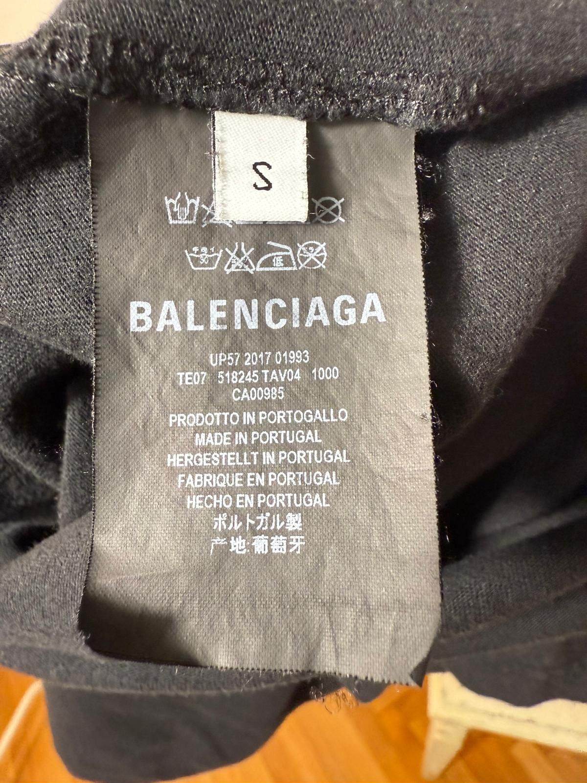 Balenciaga Balenciaga New Logo Out Now T-shirt Paris Rainbow Oversized Size US S / EU 44-46 / 1 - 6 Thumbnail