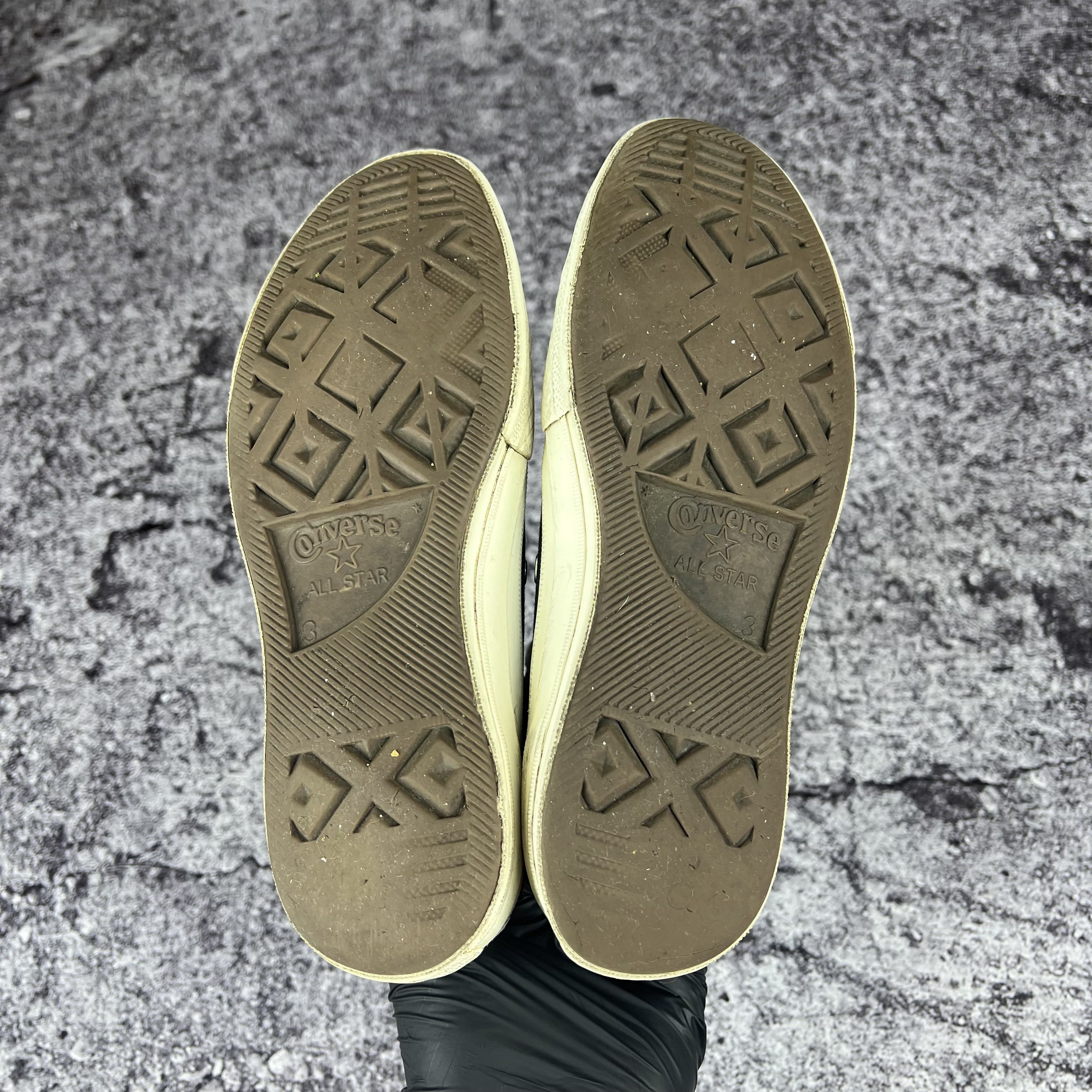 Comme des Garcons PLAY × Converse Come des Garcons x Converse Sneakers Size UK 3 / EUR 35 Size US 5.5 / IT 35.5 - 18 Thumbnail