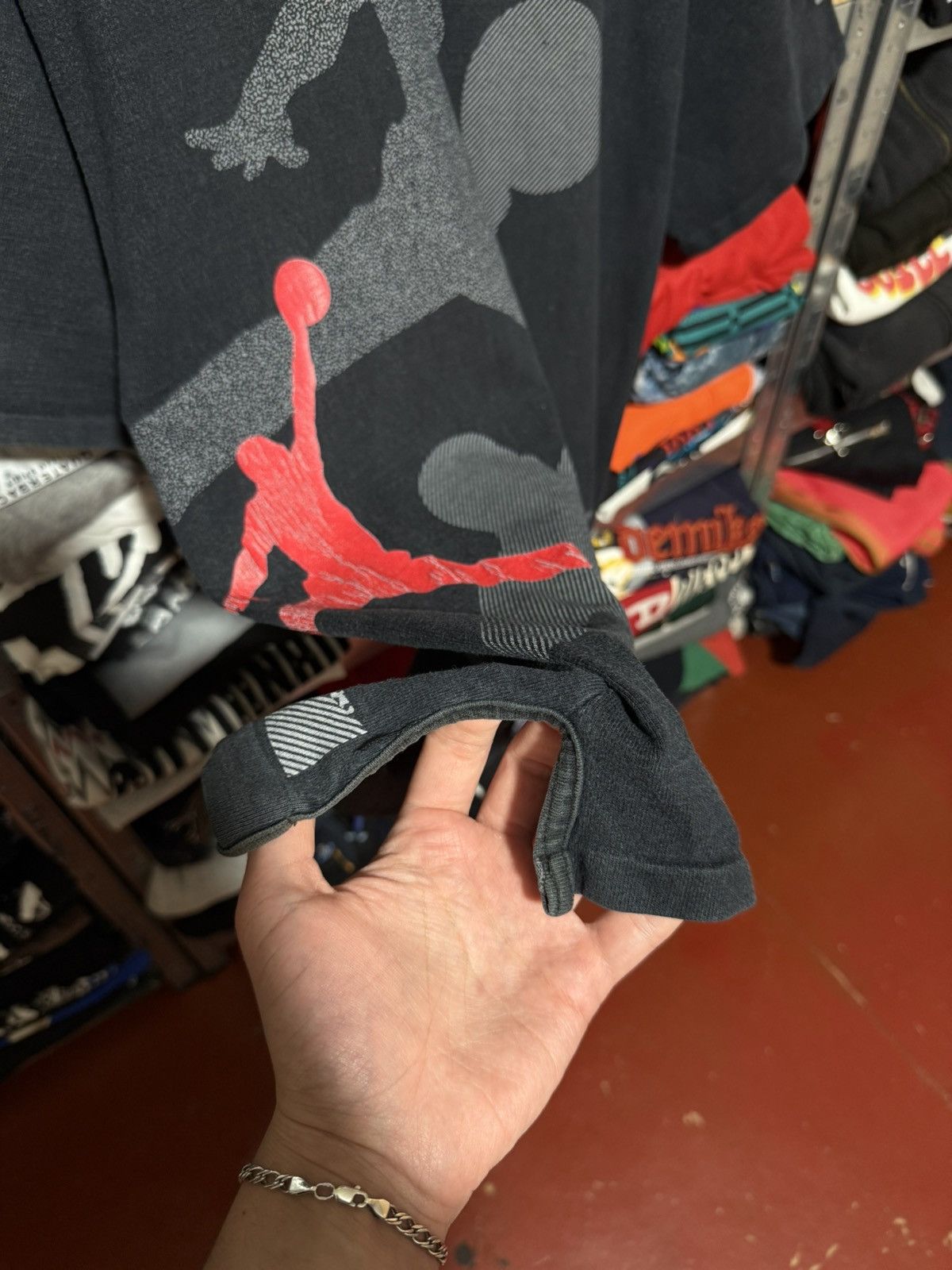 Jordan Brand Vintage 90’s Nike Air Jordan Big Logo Retro T-Shirt Y2K Hype Size US XL / EU 56 / 4 - 10 Thumbnail