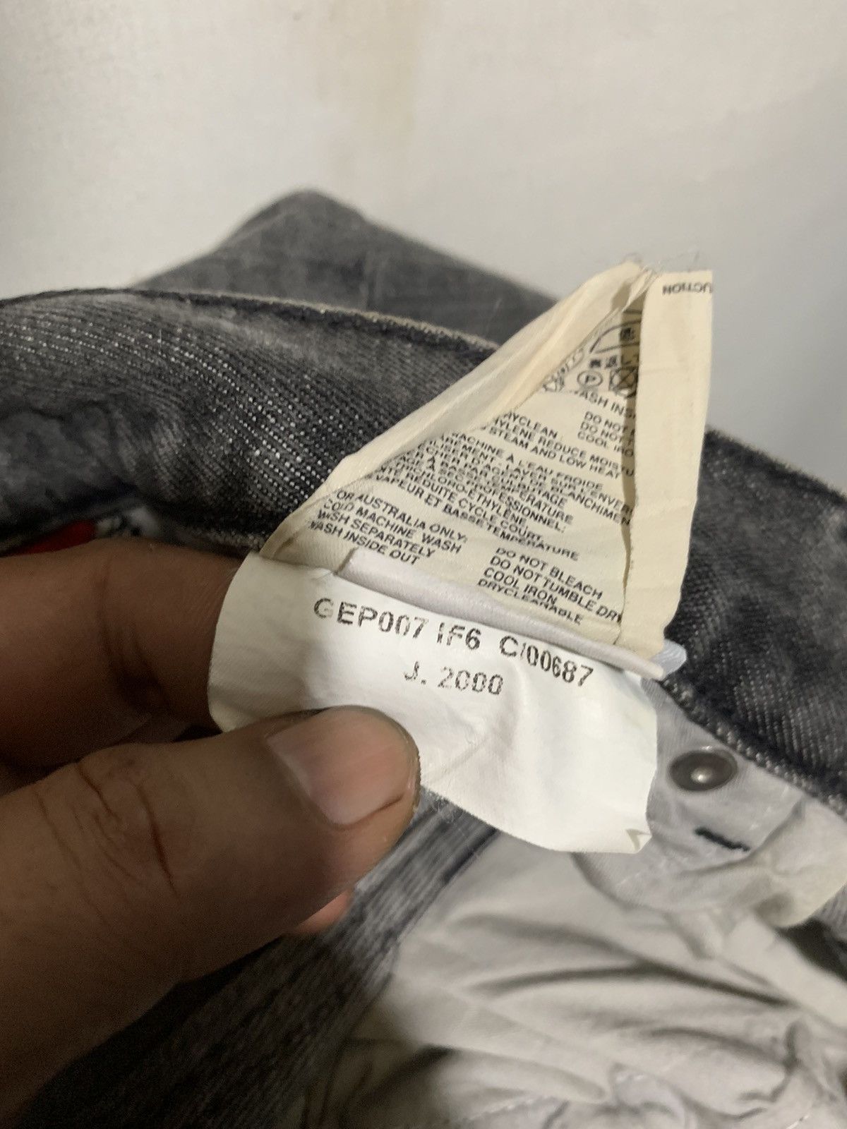Prada Vtg Prada classic fit distressed jeans washed grey (Re-size) Size US 32 / EU 48 - 14 Thumbnail