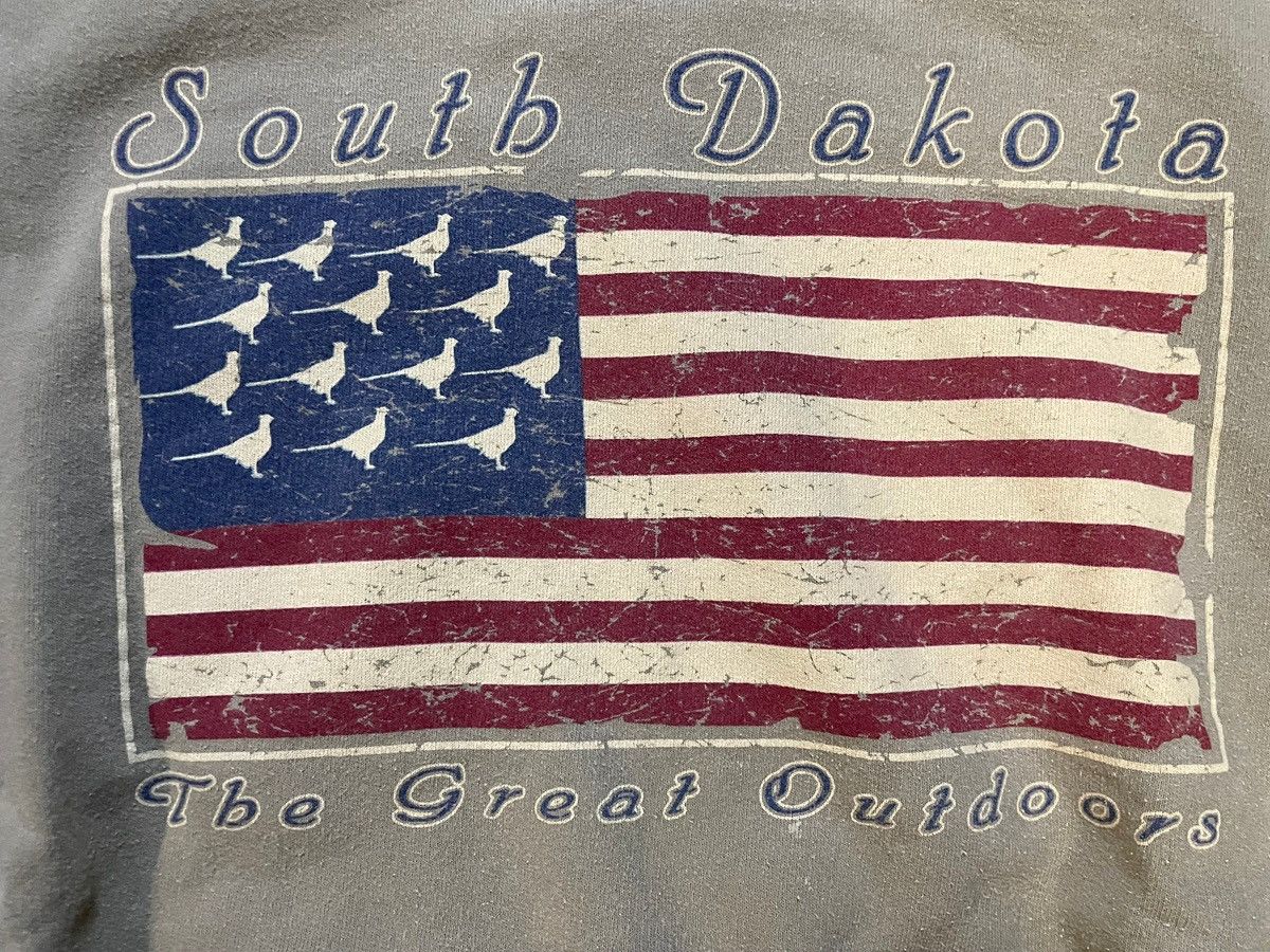 Other Vintage 1990s South Dakota the great outdoors tan crewneck Size US L / EU 52-54 / 3 - 3 Thumbnail