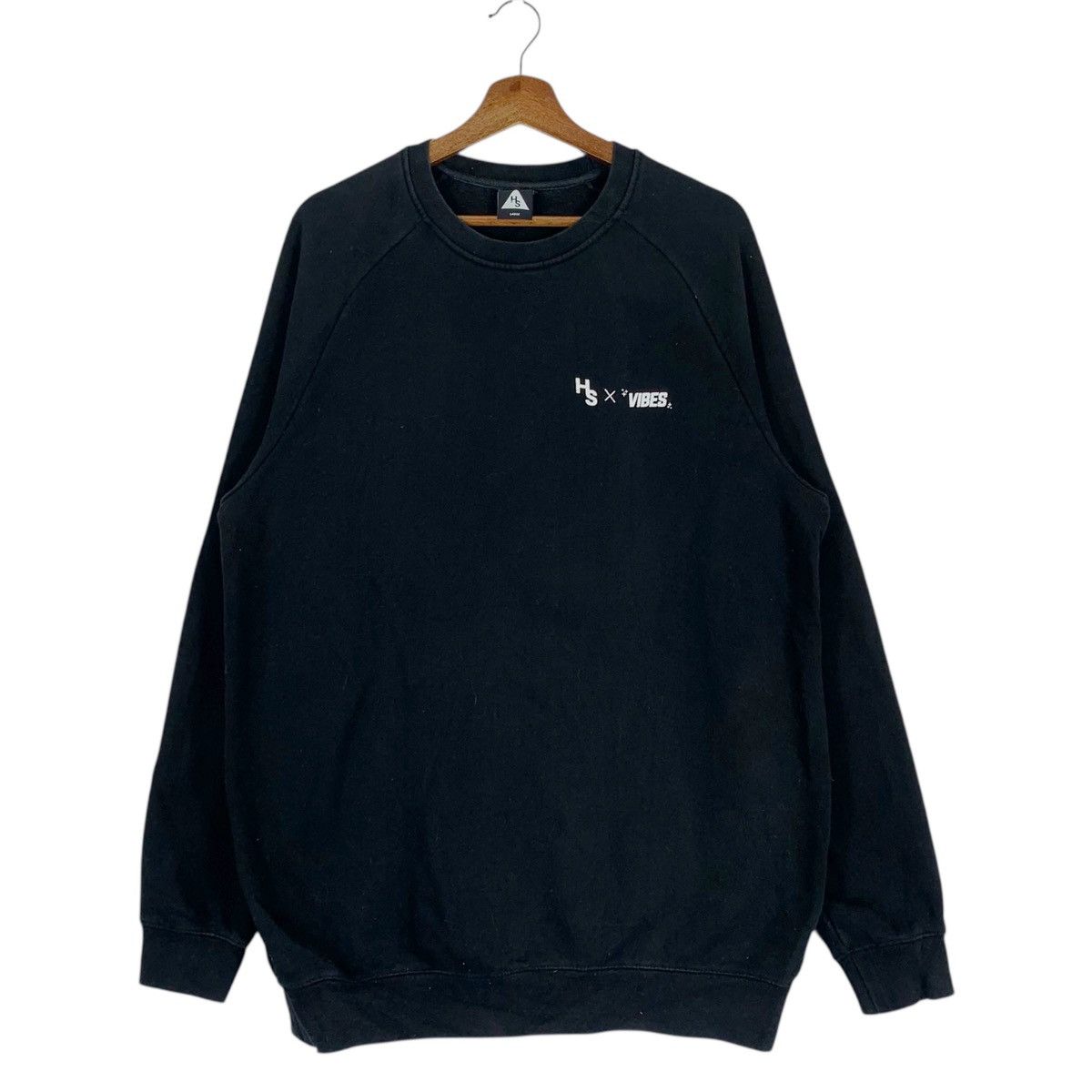 Vintage Vintage HS x Vibes Crewneck Sweatshirt Size US L / EU 52-54 / 3 - 1 Thumbnail