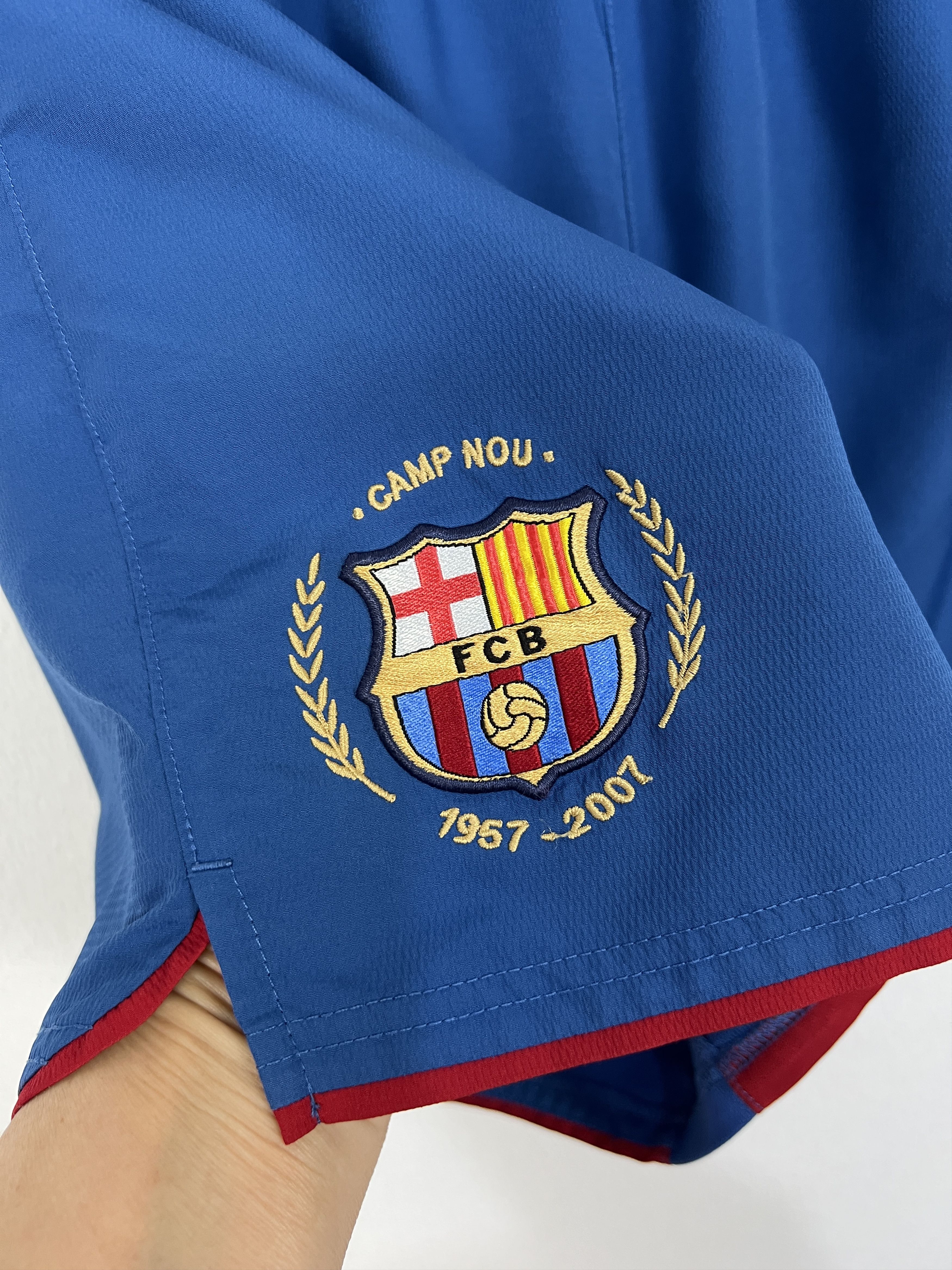 Nike Vintage Nike FC Barcelona Football Shorts Soccer L Size US 34 / EU 50 - 4 Thumbnail