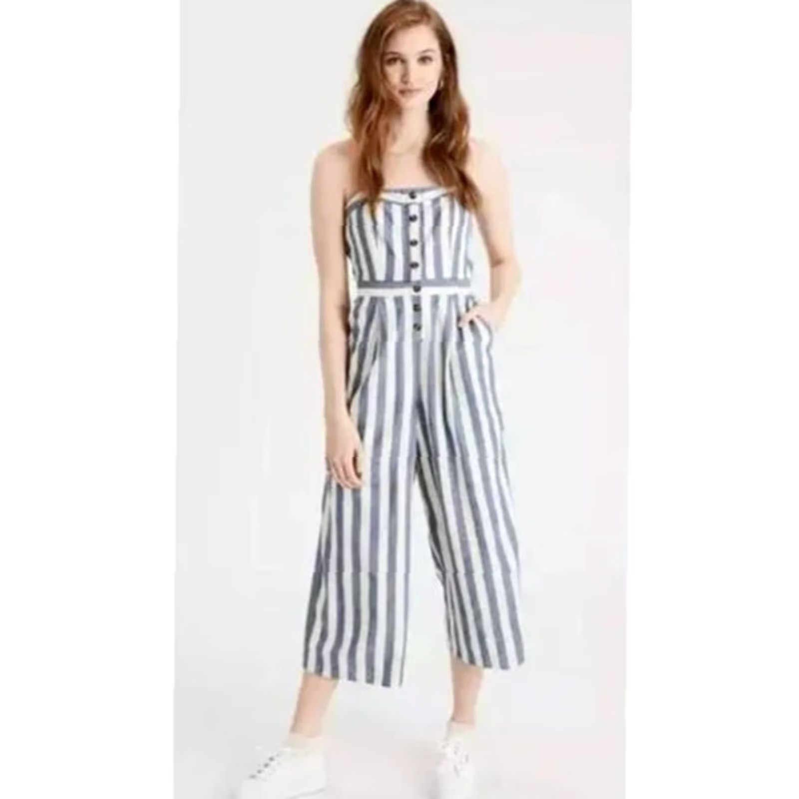 American Eagle Outfitters American Eagle Outfitters Jumpsuit Womens Striped Linen Blend Wide Leg Cropped M Blue White Casual Beach Vacation 90s? No. Size 32" / US 10 / IT 46 - 2 Thumbnail