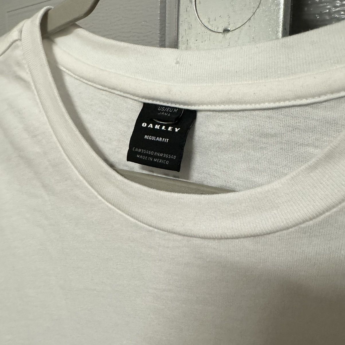 Oakley × Vintage Vintage y2k oakley gorpcore tee M Size US M / EU 48-50 / 2 - 5 Thumbnail