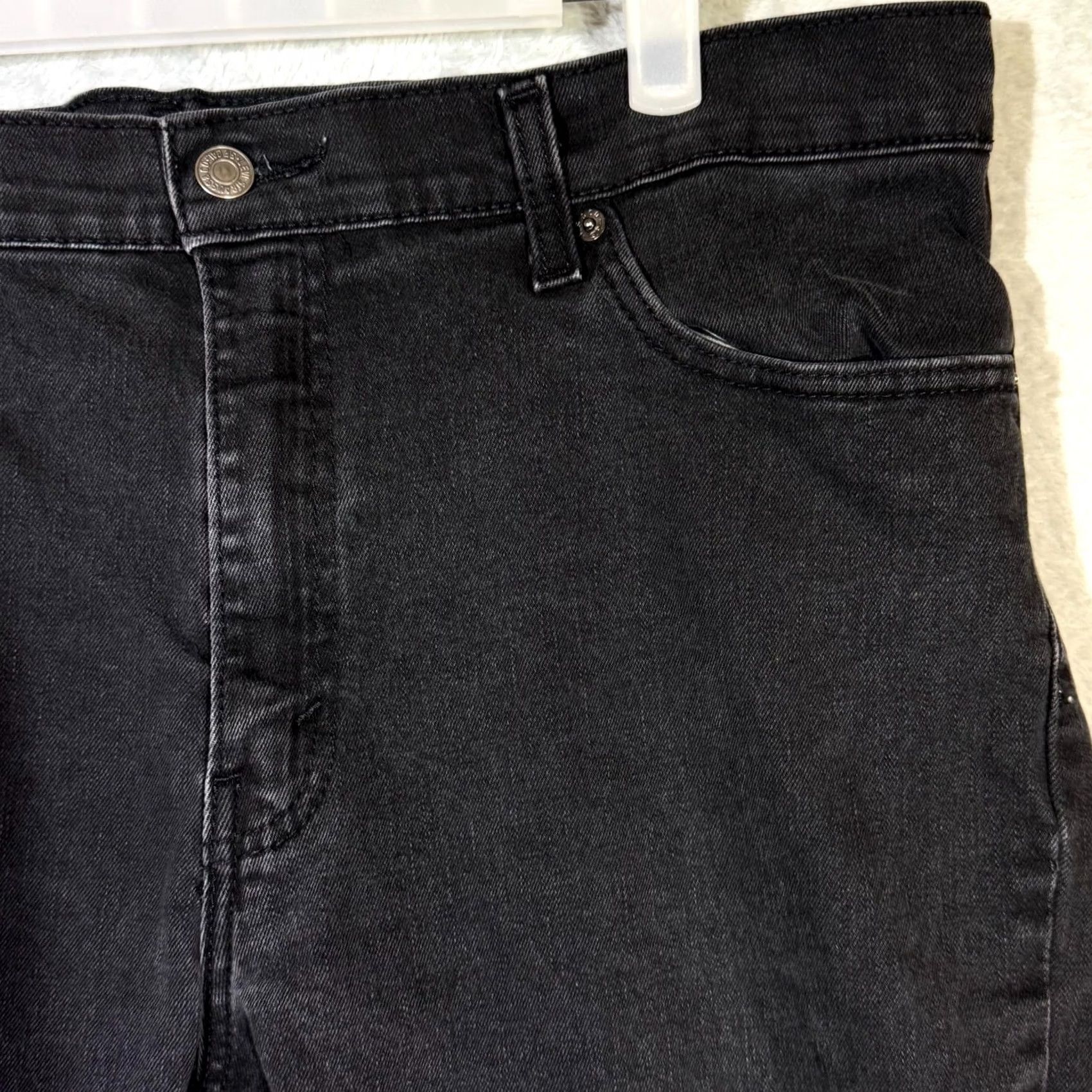 Levi's VINTAGE Levi’s 511 Men’s Jeans 38×32 Black Denim Mid-Rise Slim Straight Leg Excellent Size US 38 / EU 54 - 4 Thumbnail