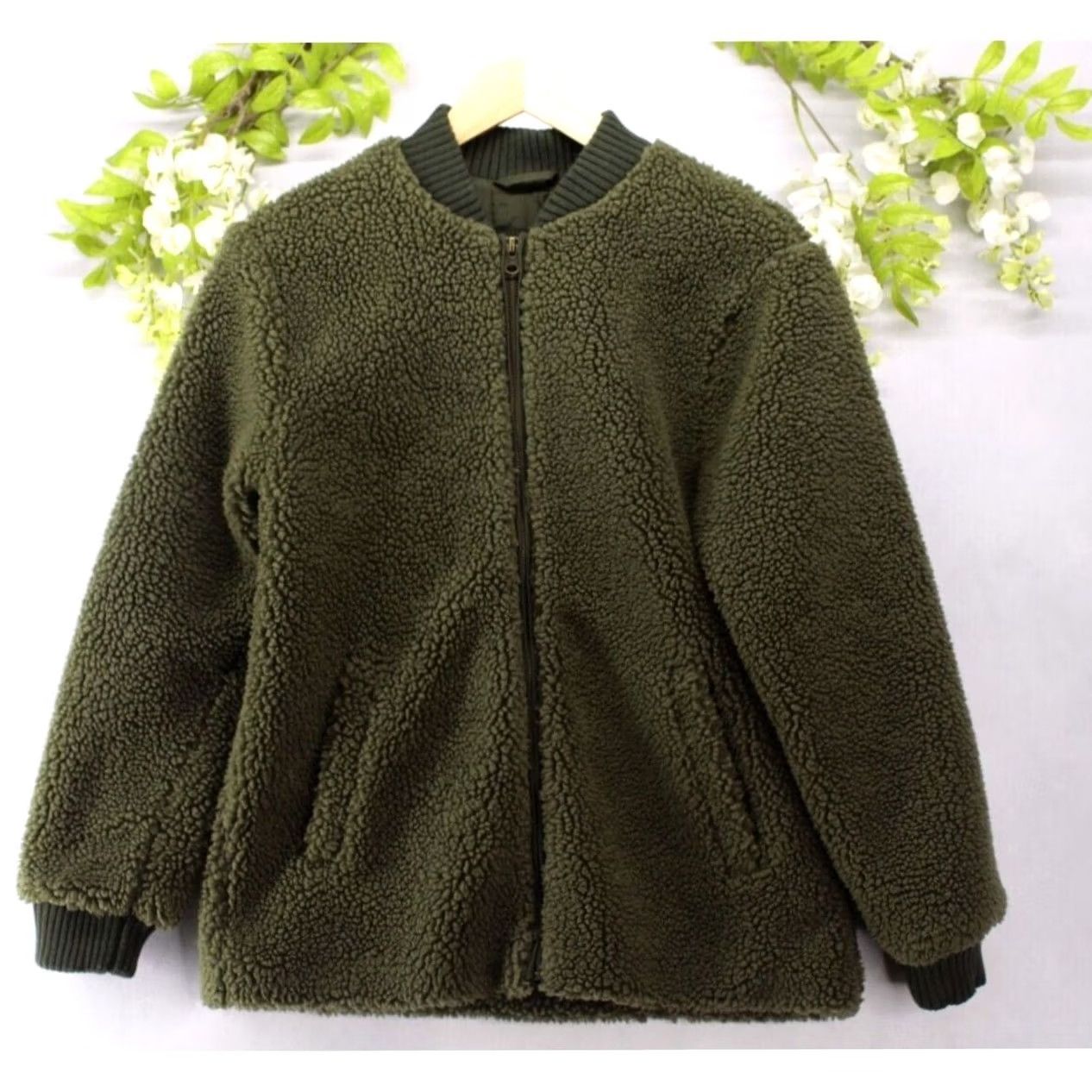Abercrombie & Fitch Abercrombie & Fitch Bomber Jacket Green XS Women Long Sleeve Zip Sherpa Army Fall Winter Casual Size XS / US 0-2 / IT 36-38 - 2 Thumbnail