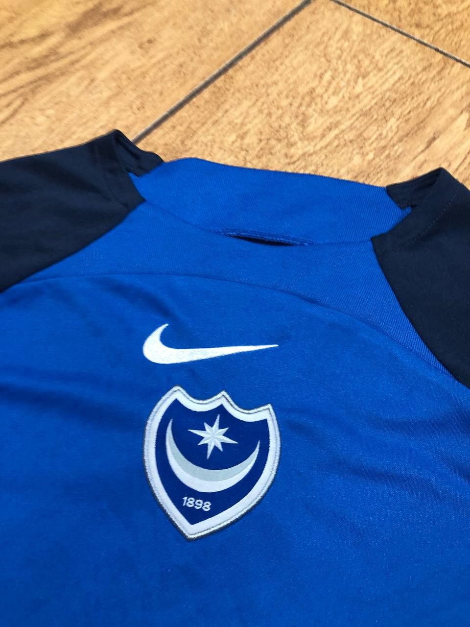 Nike PORTSMOUTH NIKE TRAINING Football Shirt Jersey Size US L / EU 52-54 / 3 - 5 Thumbnail
