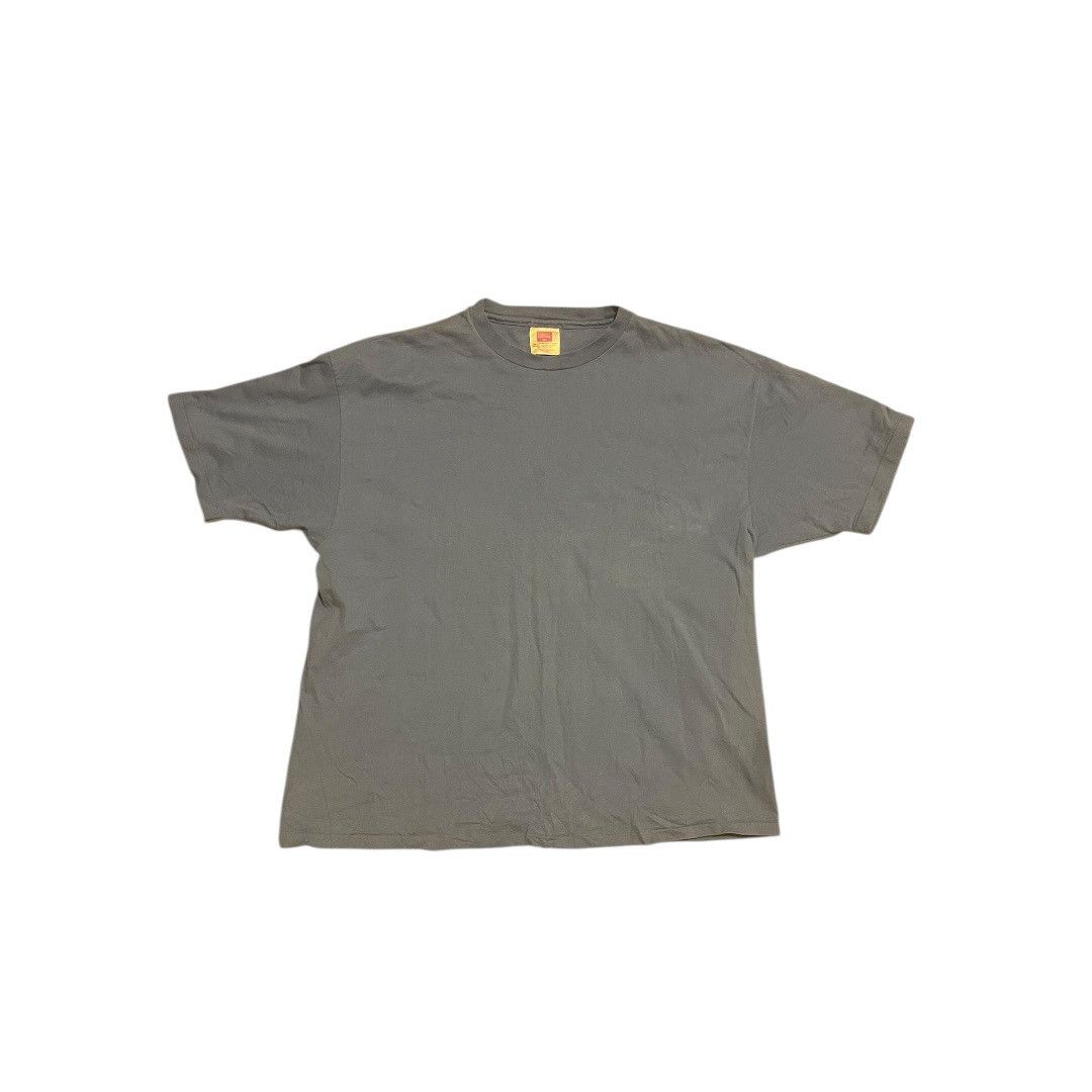 Vintage Vintage Hanes Her Way Blue Blank Single Stitch Tee Sz XL Size XL / US 12-14 / IT 48-50 - 1 Thumbnail