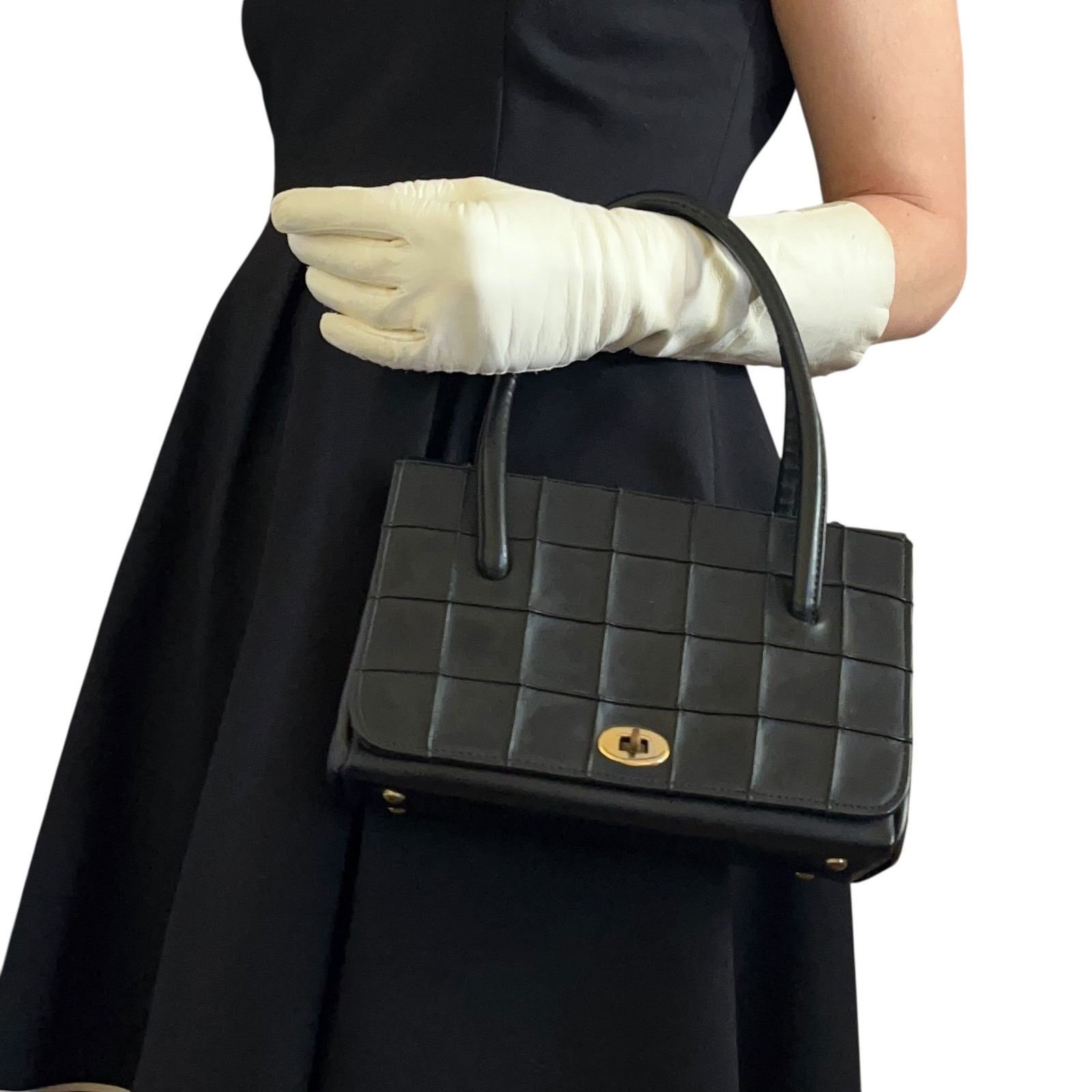 Vintage Vintage Verdi Black Embossed Turnlock Satchel Handbag Size ONE SIZE - 2 Thumbnail