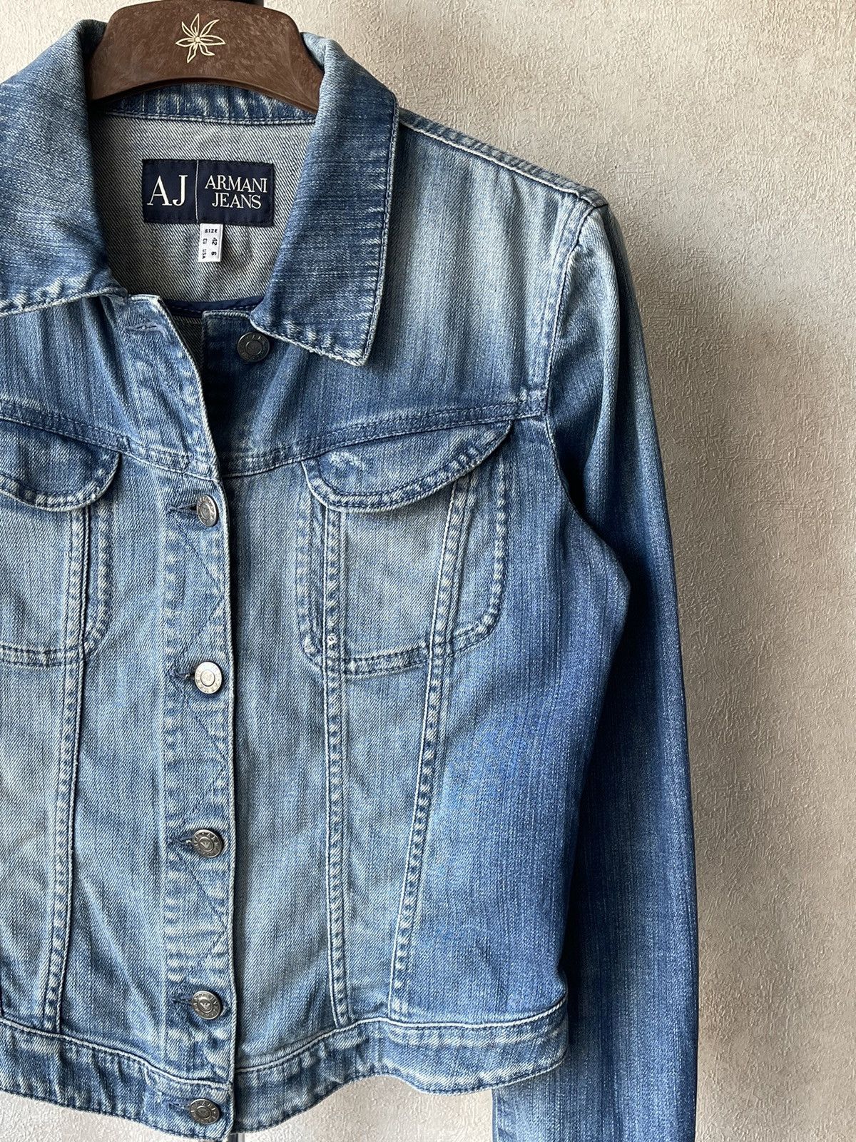 Armani Vintage Armani Jeans Pocket Distressed Denim Jacket y2k Size M / US 6-8 / IT 42-44 - 3 Thumbnail