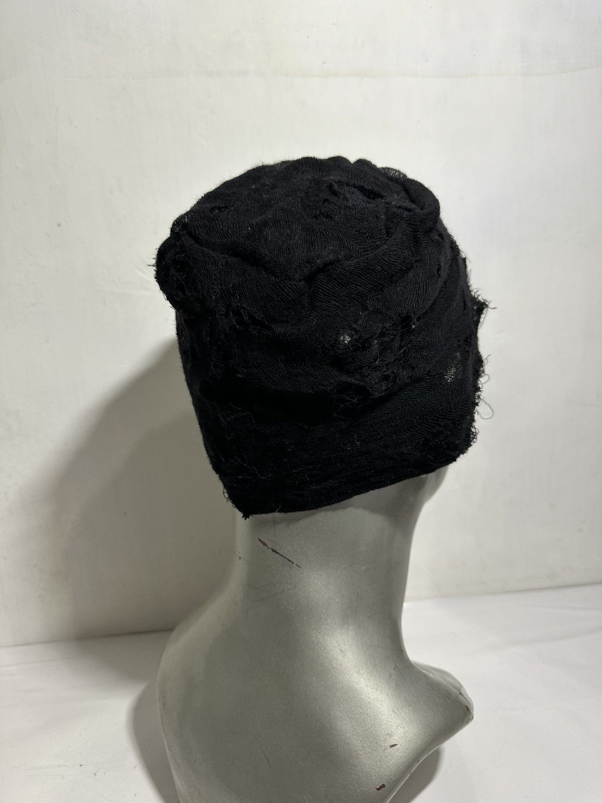 Japanese Brand Vingt Et Un Tokyo Distressed Beanie hats Size ONE SIZE - 4 Thumbnail