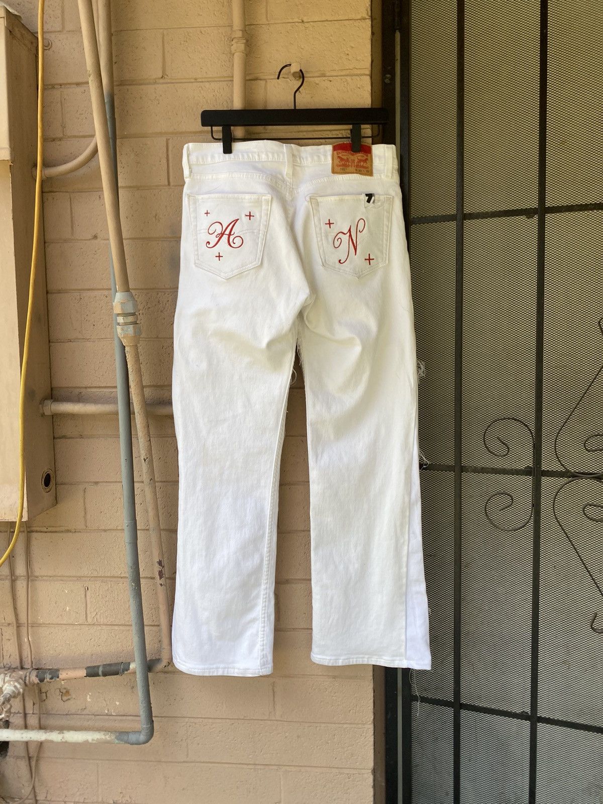 Other “no judgement” flared jeans Size US 33 - 5 Thumbnail