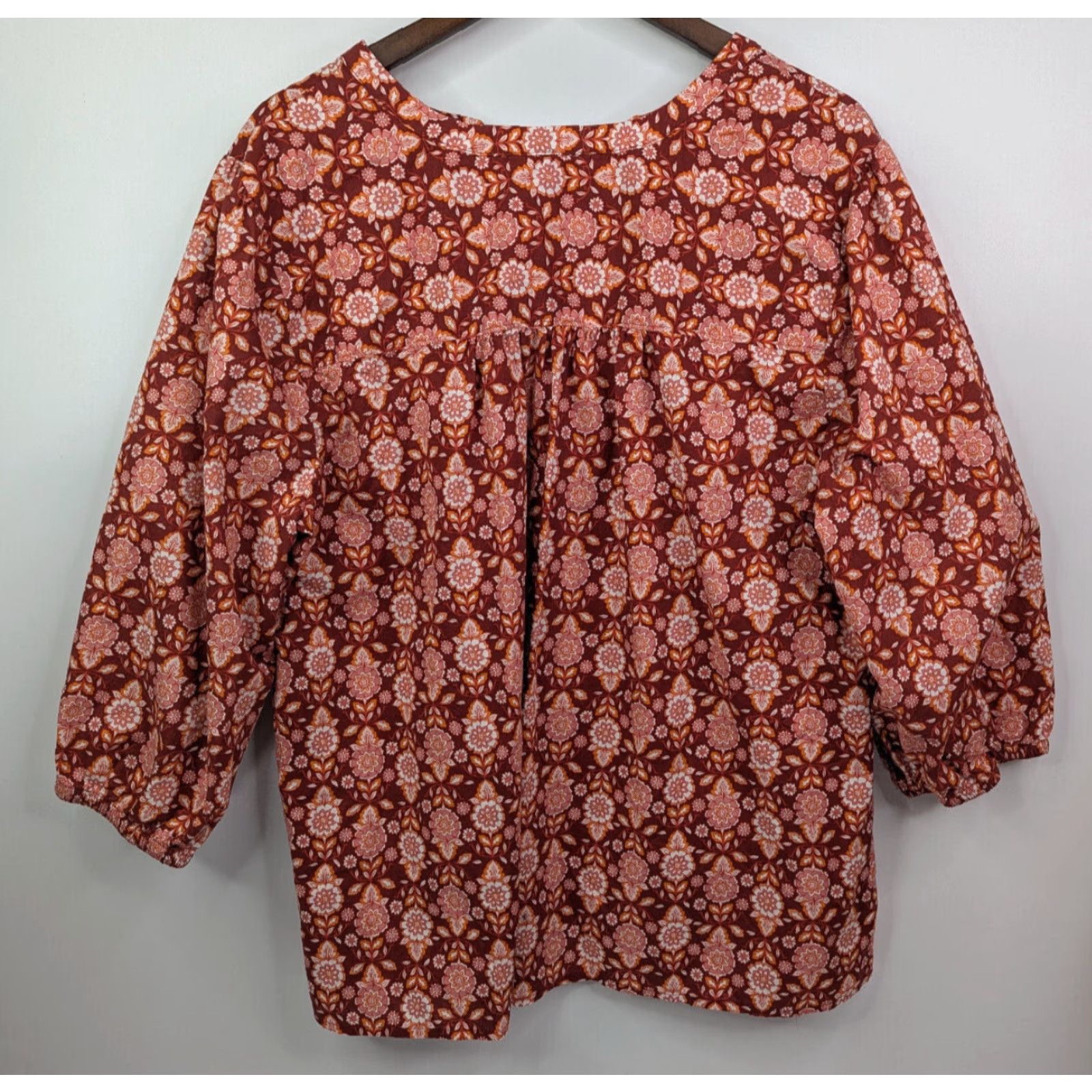 Croft & Barrow Croft & Barrow Blouse Shirt 2X Orange Floral V-Neck 3/4 Sleeve Top Women Plus Size Size XXL / US 16-18 / IT 52-54 - 3 Thumbnail