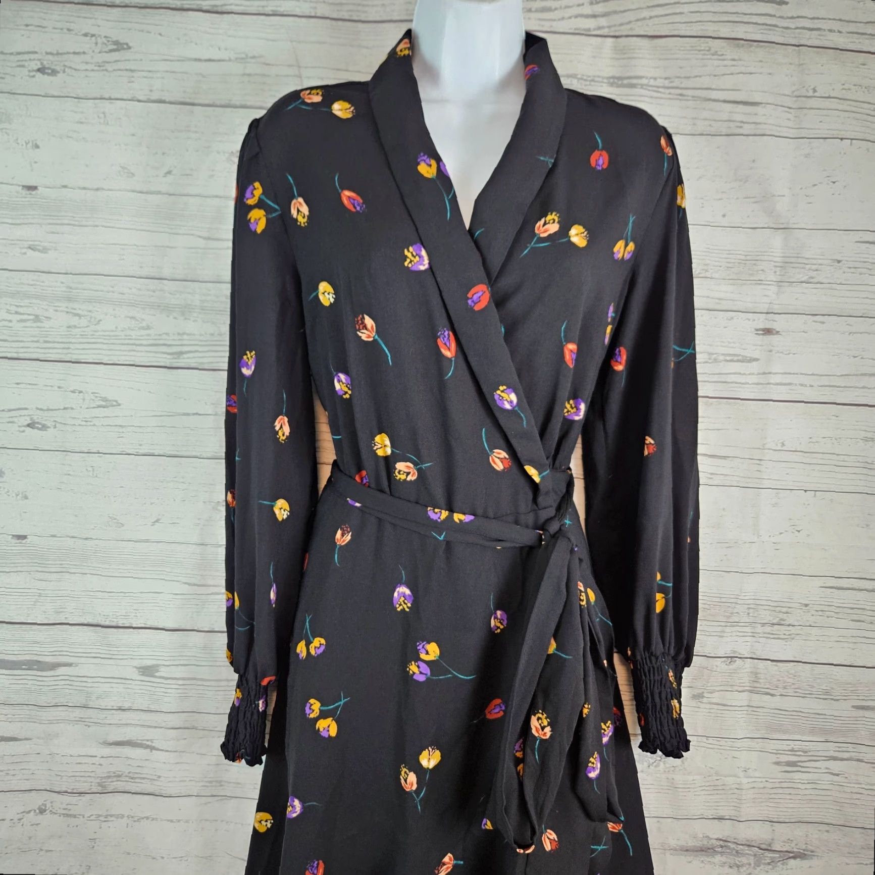 Vintage Cabi 4391 Womens Divine Wrap Dress Sz Medium Black Floral Long Sleeve Size M / US 6-8 / IT 42-44 - 2 Thumbnail