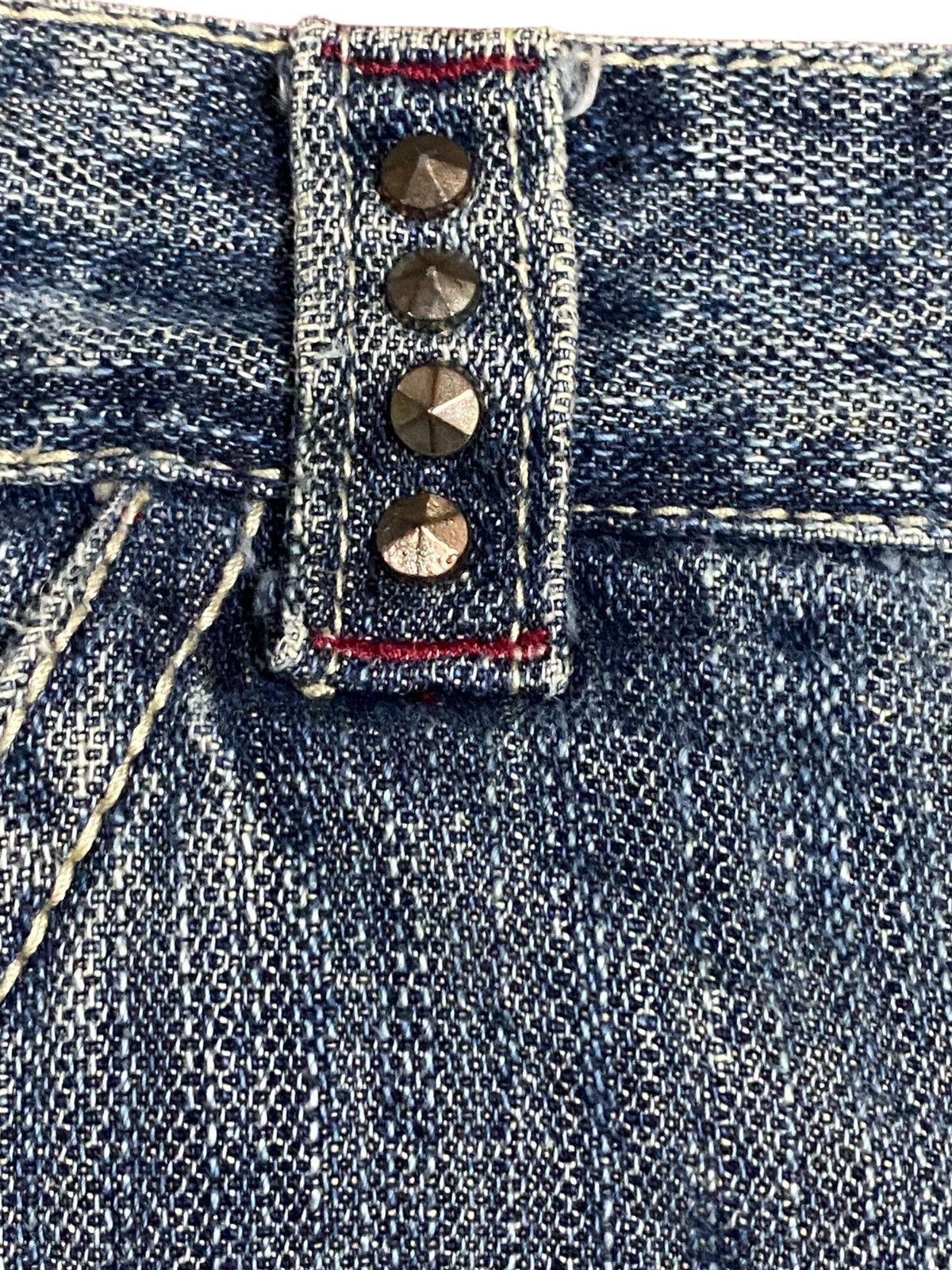 Japanese Brand Vintage Japanese Brand Blue Wash Distressed Punk Baggy Jeans Size US 34 / EU 50 - 10 Thumbnail