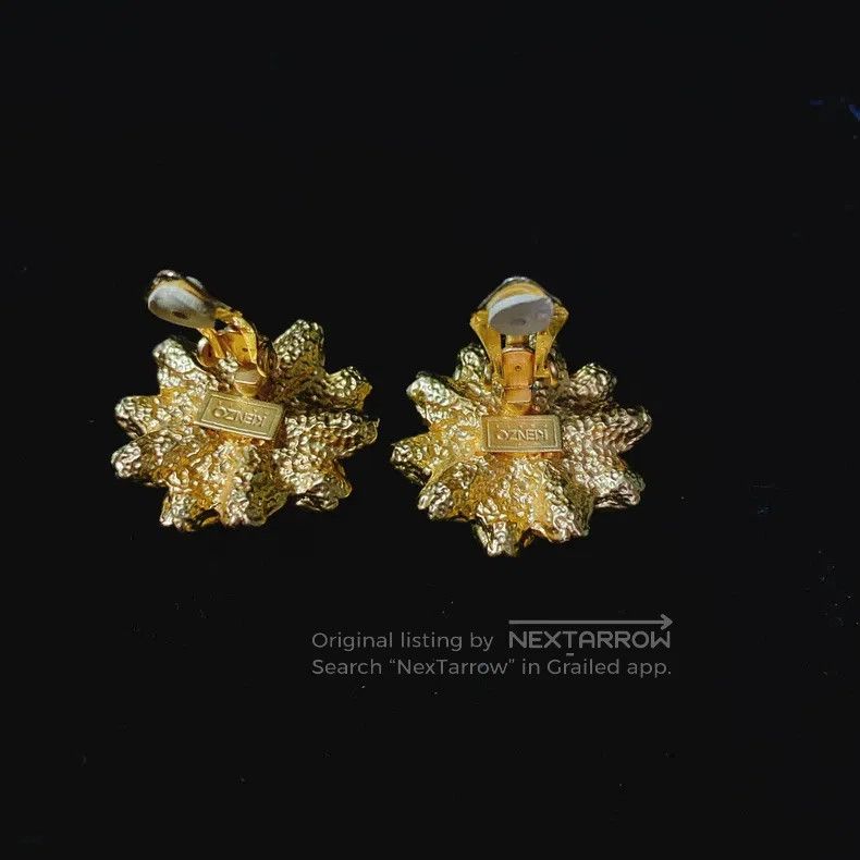 Kenzo KENZO Vintage Pearl Flower Ear Studs Earrings Size ONE SIZE - 3 Thumbnail