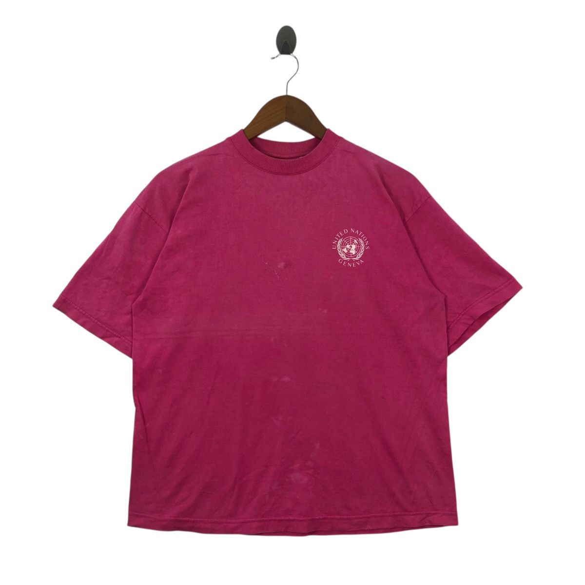 Vintage Vintage The United Nations Geneva For A Better World Shirt Size US M / EU 48-50 / 2 - 1 Thumbnail