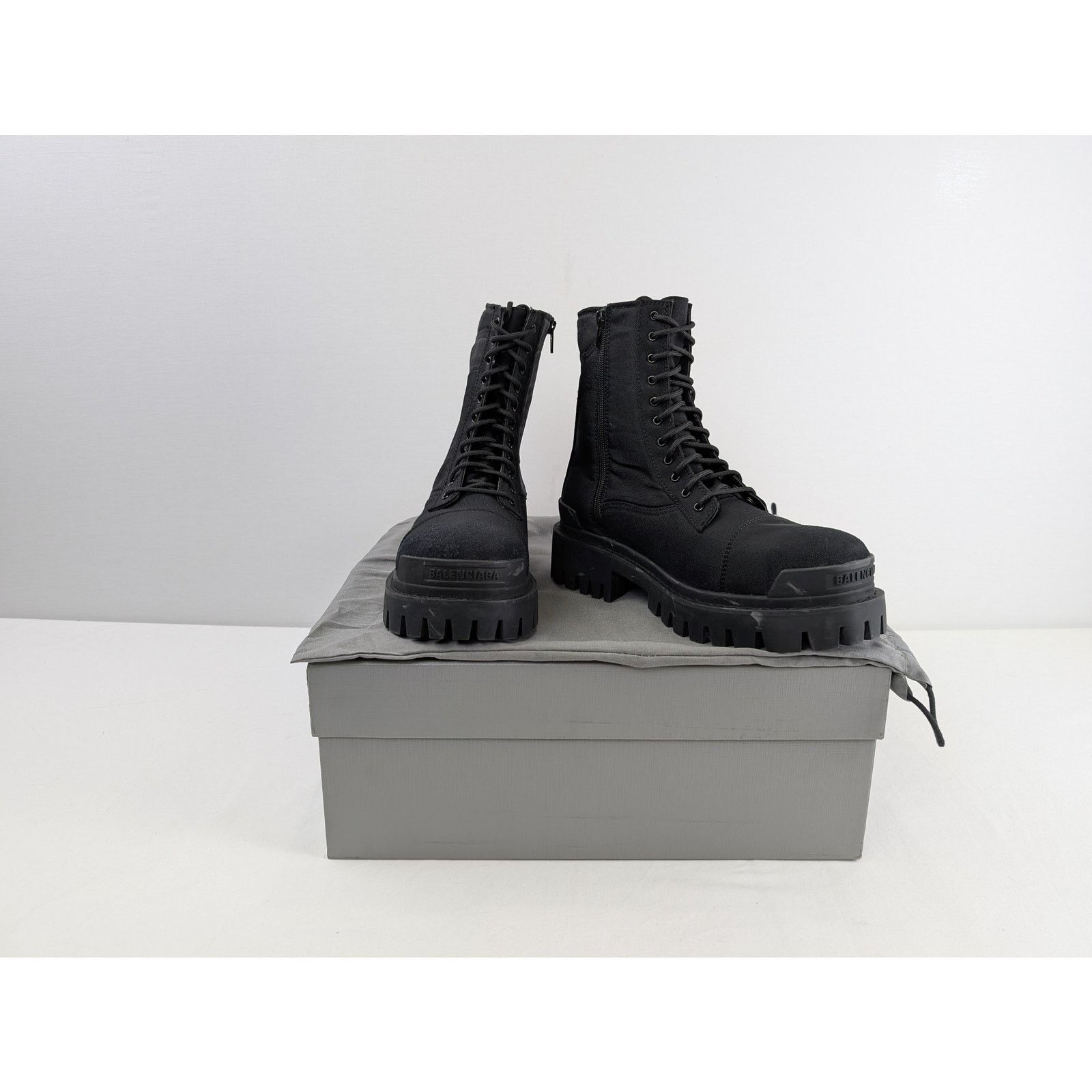 Balenciaga o1rshd1 Nylon Canvas/Used Effect New Combat Strike Boots Size US 12 / EU 45 - 17 Thumbnail