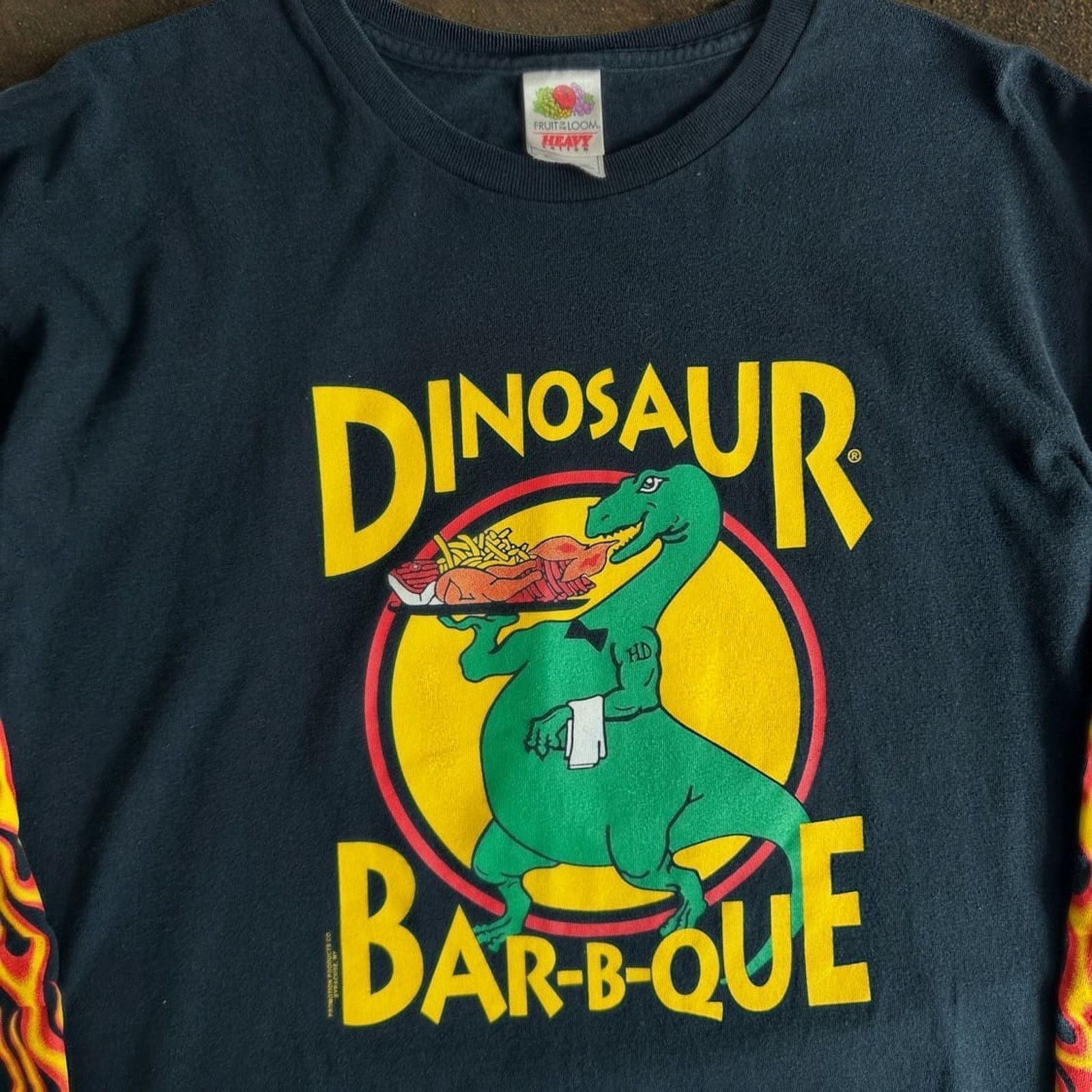 Fruit Of The Loom Dinosaur Bar-B-Que Flame Long Sleeve Shirt Sz. M Syracuse NY Size US M / EU 48-50 / 2 - 5 Thumbnail
