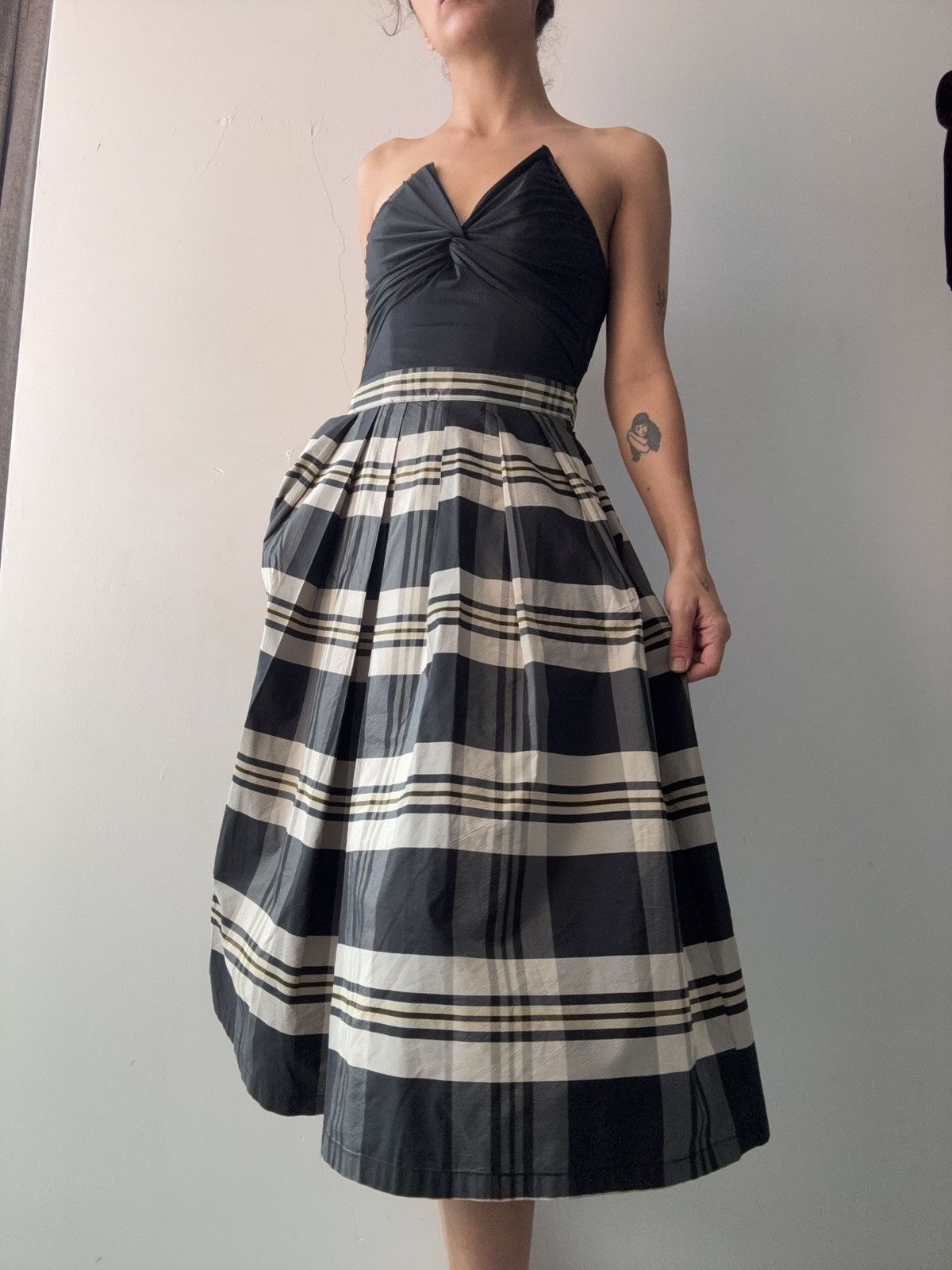 Vintage Vakkorama skirt Size 25" / US 0 / IT 36 - 2 Thumbnail