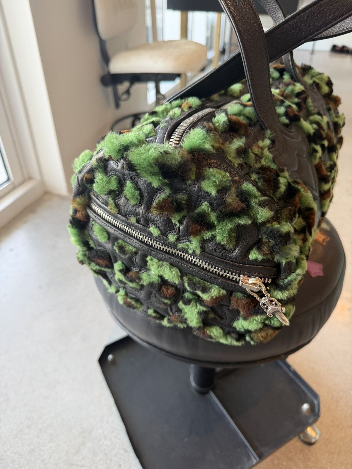 Chrome Hearts tiny leopard furry duffle Size ONE SIZE - 9 Thumbnail