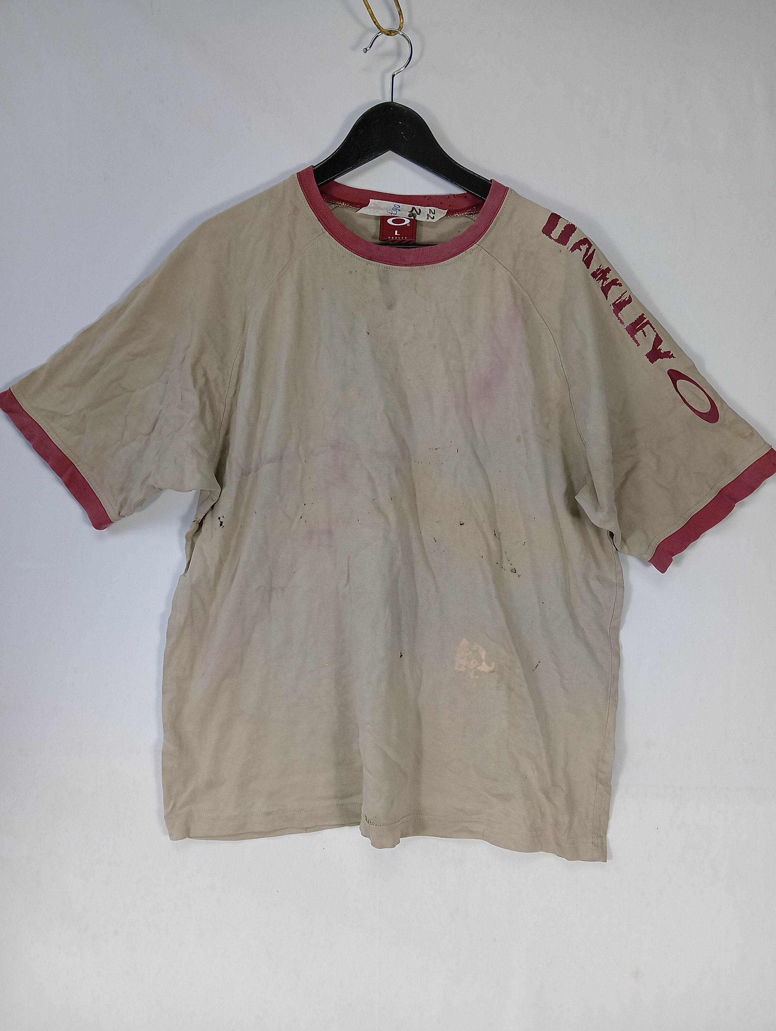Oakley DISTRESSED OAKLEY ringer TEE Size US L / EU 52-54 / 3 - 1 Thumbnail