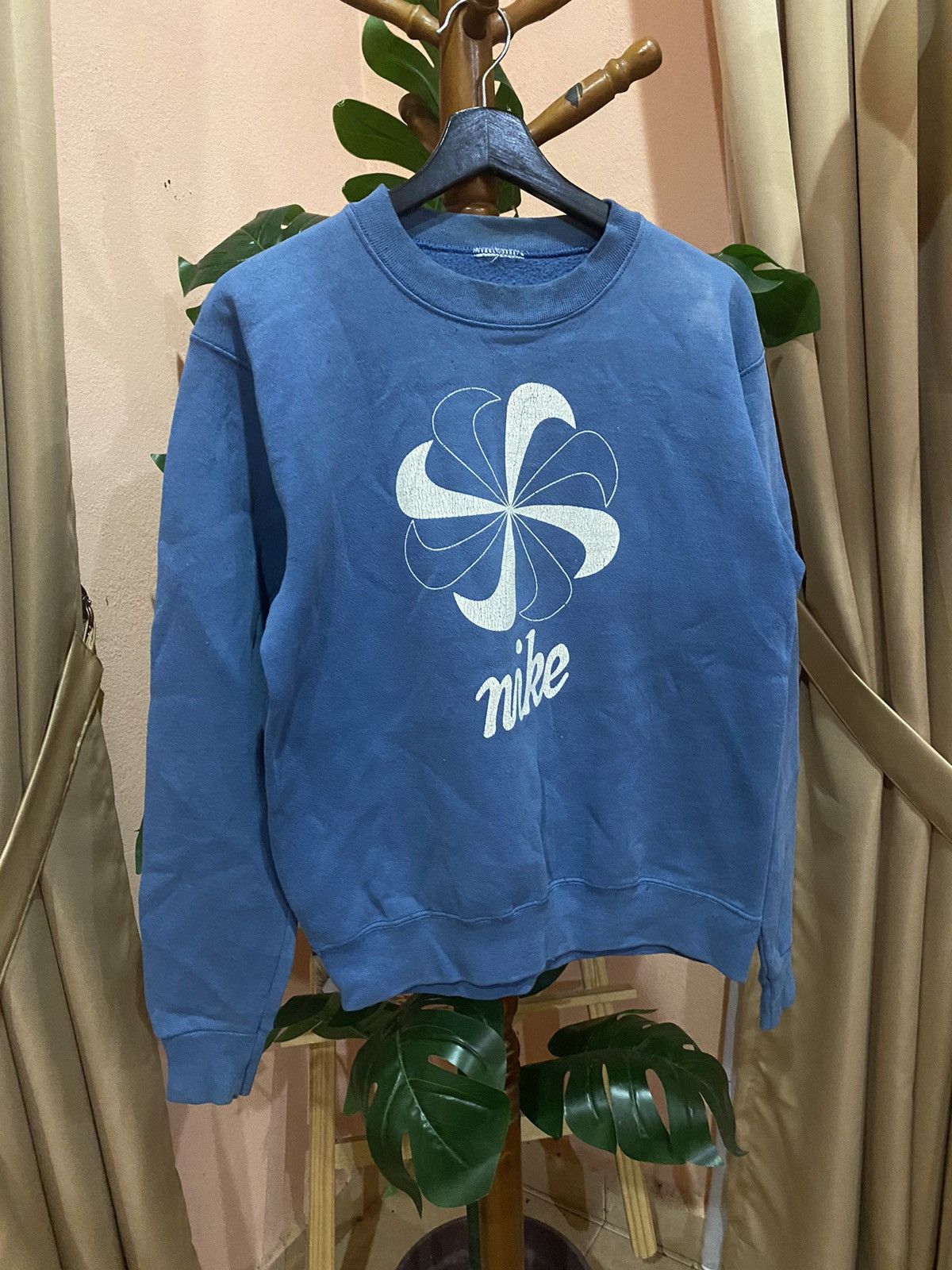 Nike VINTAGE NIKE PINWHEEL SWEATSHIRT Size US M / EU 48-50 / 2 - 5 Thumbnail
