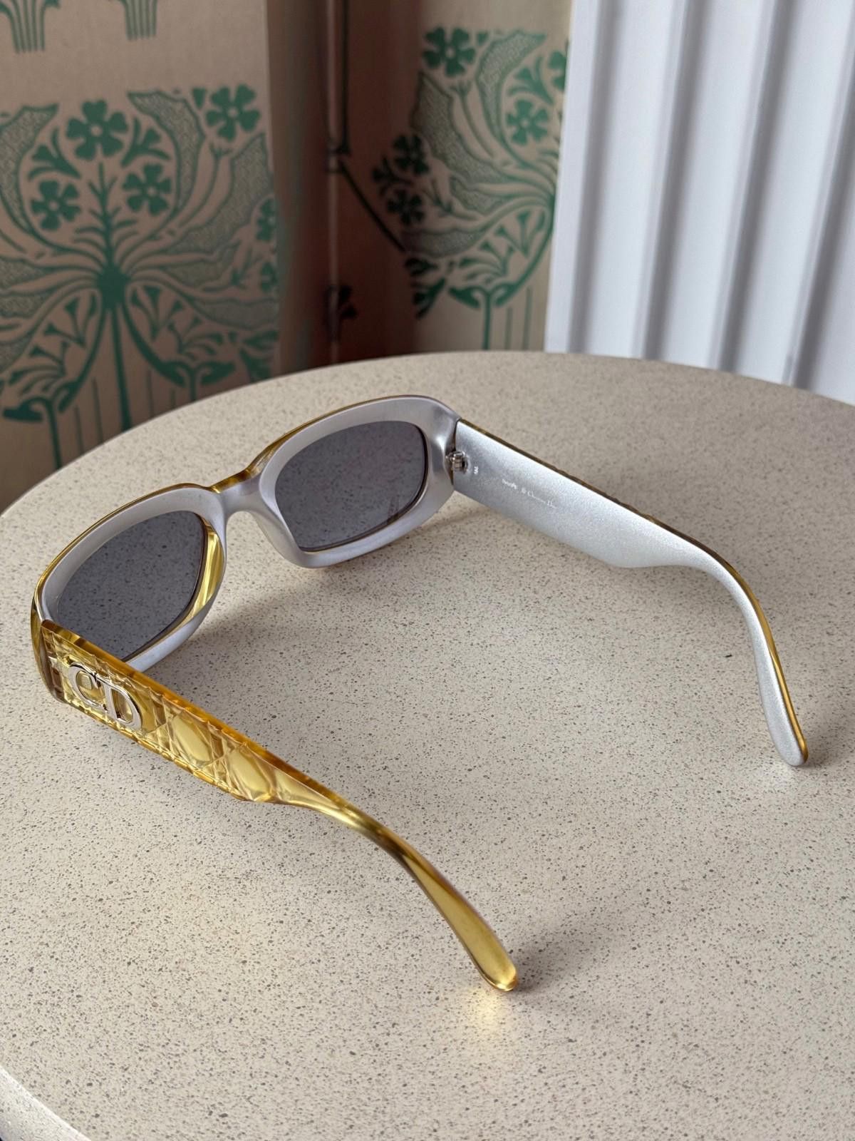 Dior Christian Dior CD 2006 Gold Canage Sunglasses Oval Womens Size ONE SIZE - 4 Thumbnail