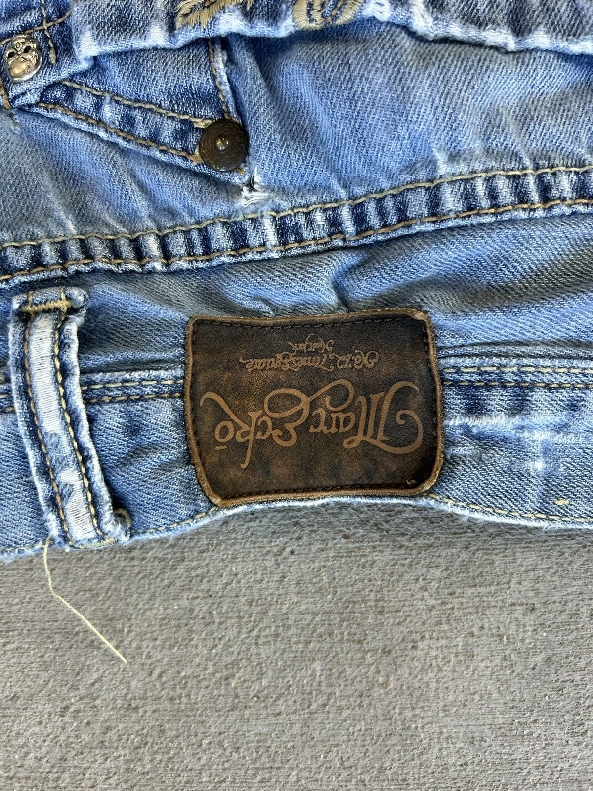 Marc Ecko Y2K Marc Ecko Dragon Embroidered Jeans Size US 34 / EU 50 - 4 Thumbnail