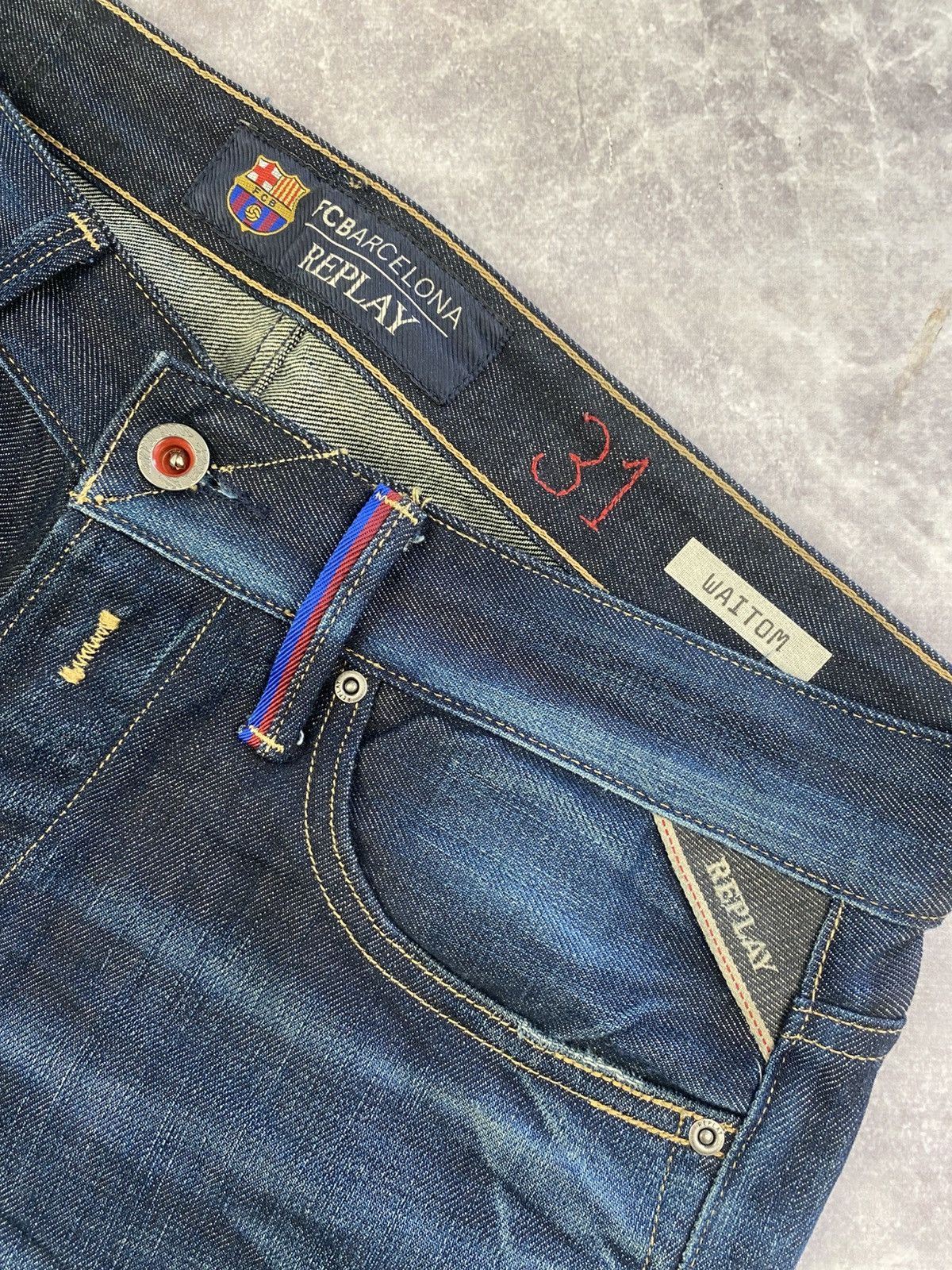 Replay Replay x FC Barcelona Dark Blue Jeans Size: W31 L30 Size US 31 - 3 Thumbnail