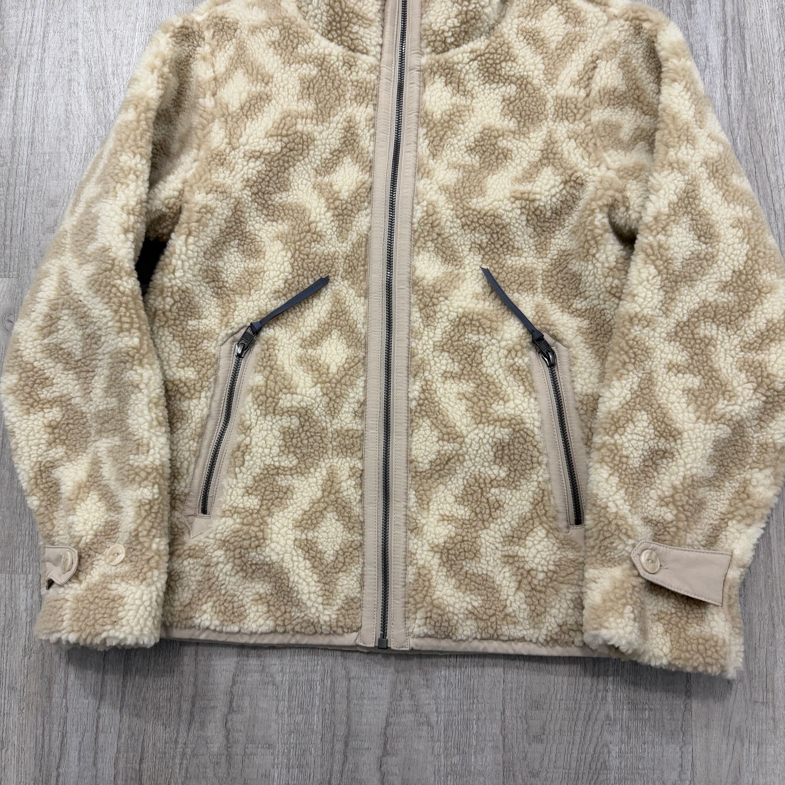 Patagonia Patagonia Divided Sky Jacket Women's Small Cream Pile Fleece Size US S / EU 44-46 / 1 - 2 Thumbnail