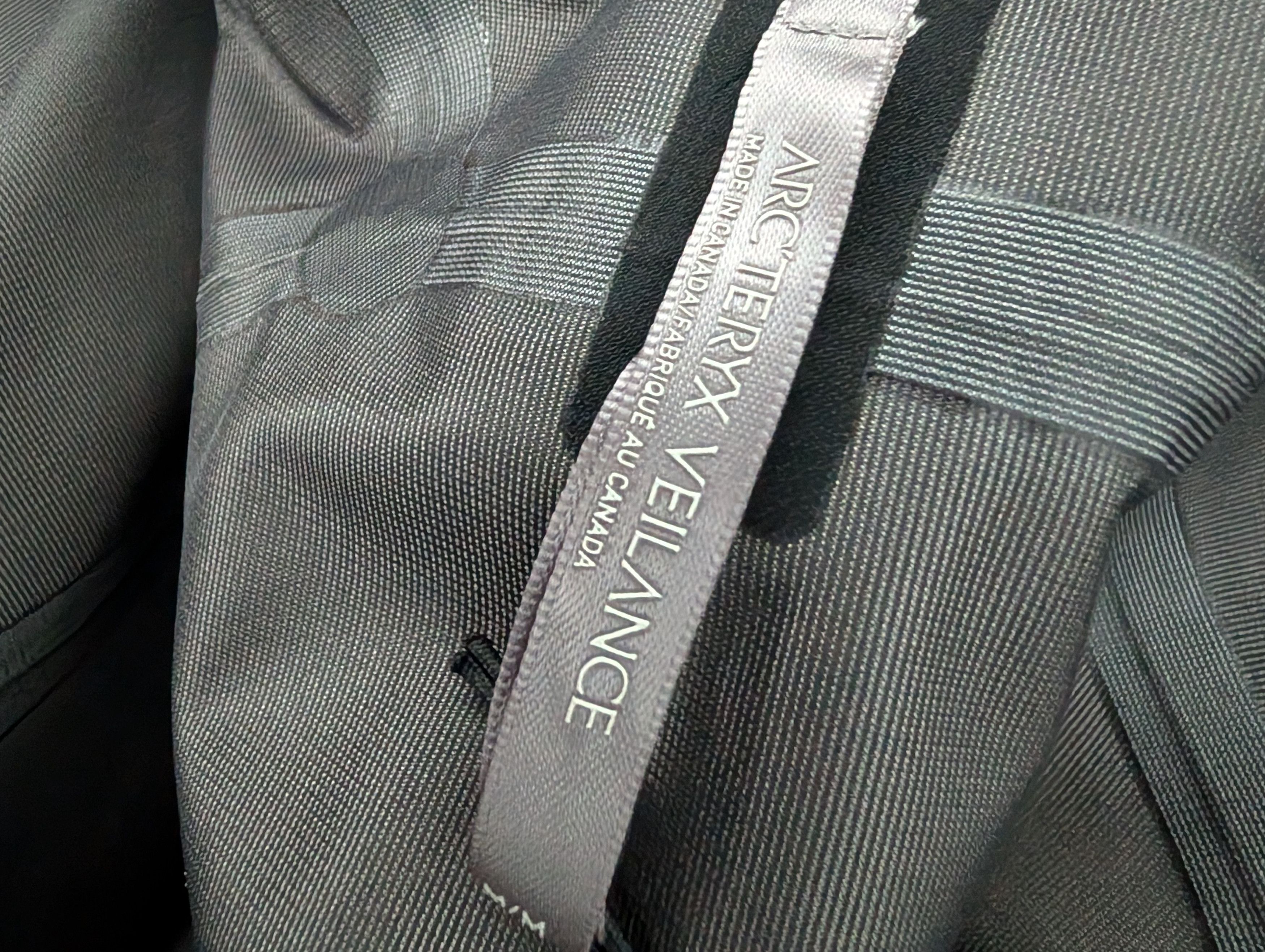 Veilance Arc'teryx Veilance Navier AR Jacket, Navy Size US M / EU 48-50 / 2 - 9 Thumbnail