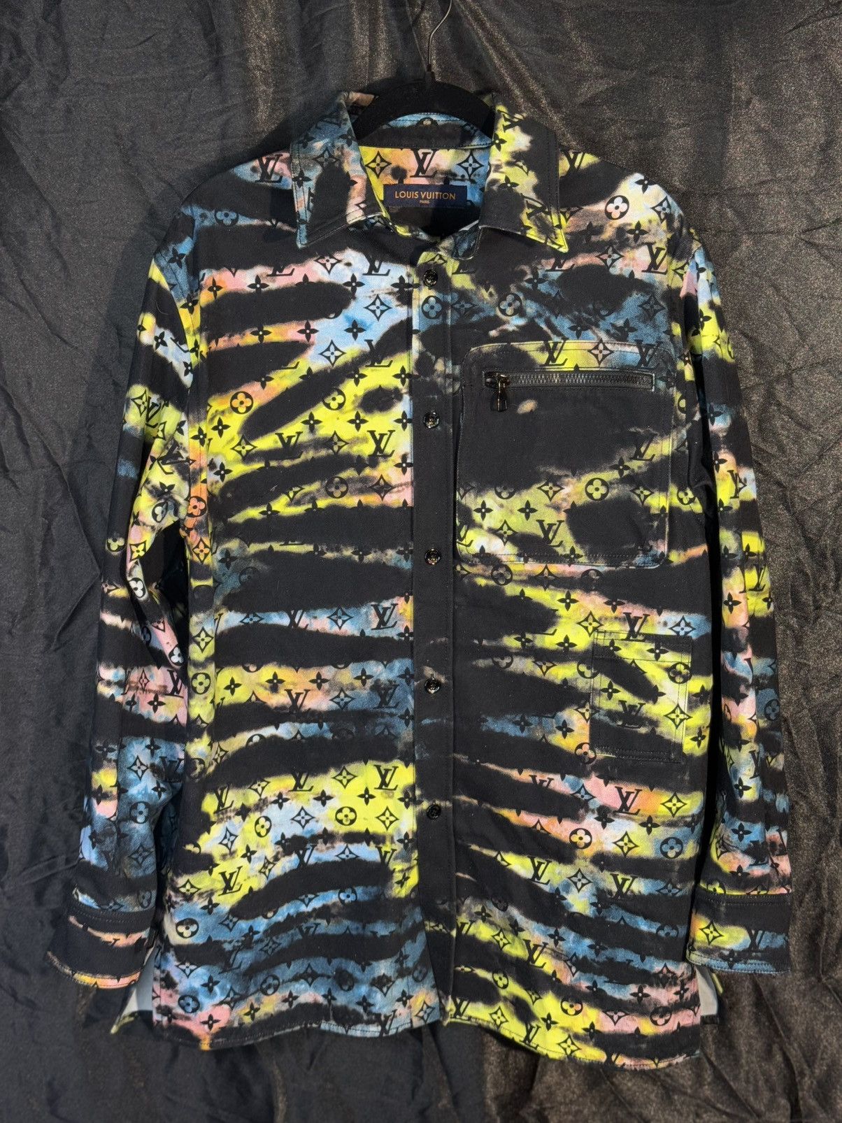 Louis Vuitton Louis Vuitton Tie dye denim jacket Size US M / EU 48-50 / 2 - 1 Thumbnail