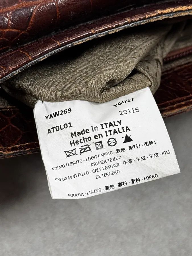 Armani Collezioni AW2011 Armani Brown Crocodile Effect Leather Shoulder Bag Size ONE SIZE - 13 Thumbnail
