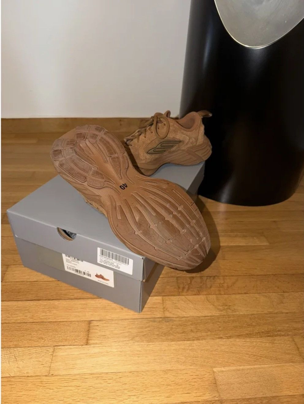 Balenciaga Balenciaga Monday sneakers, camel suede Size US 10 / IT 40 - 2 Thumbnail