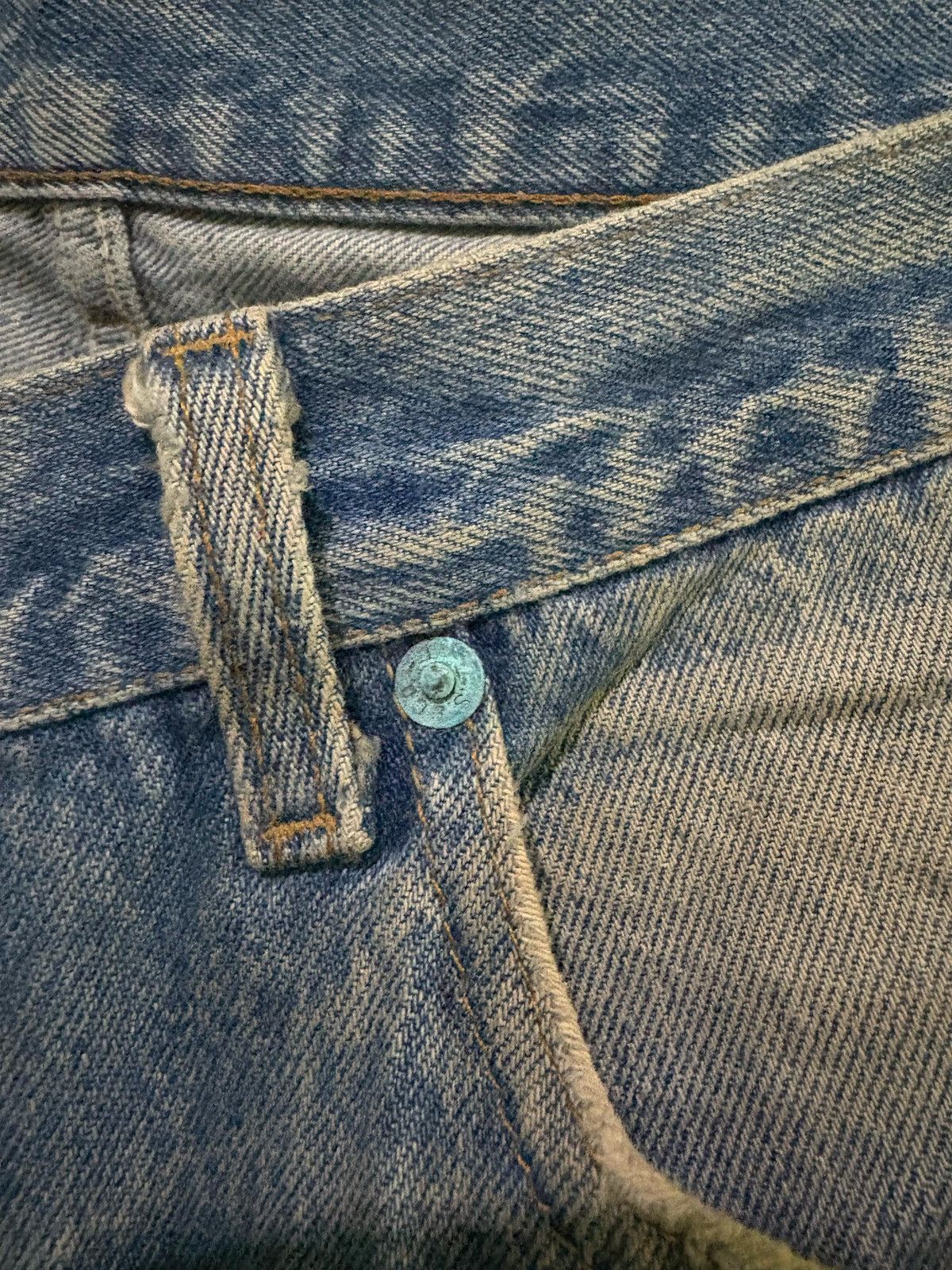 Levi's × Levi's Vintage Clothing Vintage 501 Levis Denim Pant Distressed Made In USA Size US 35 - 13 Thumbnail