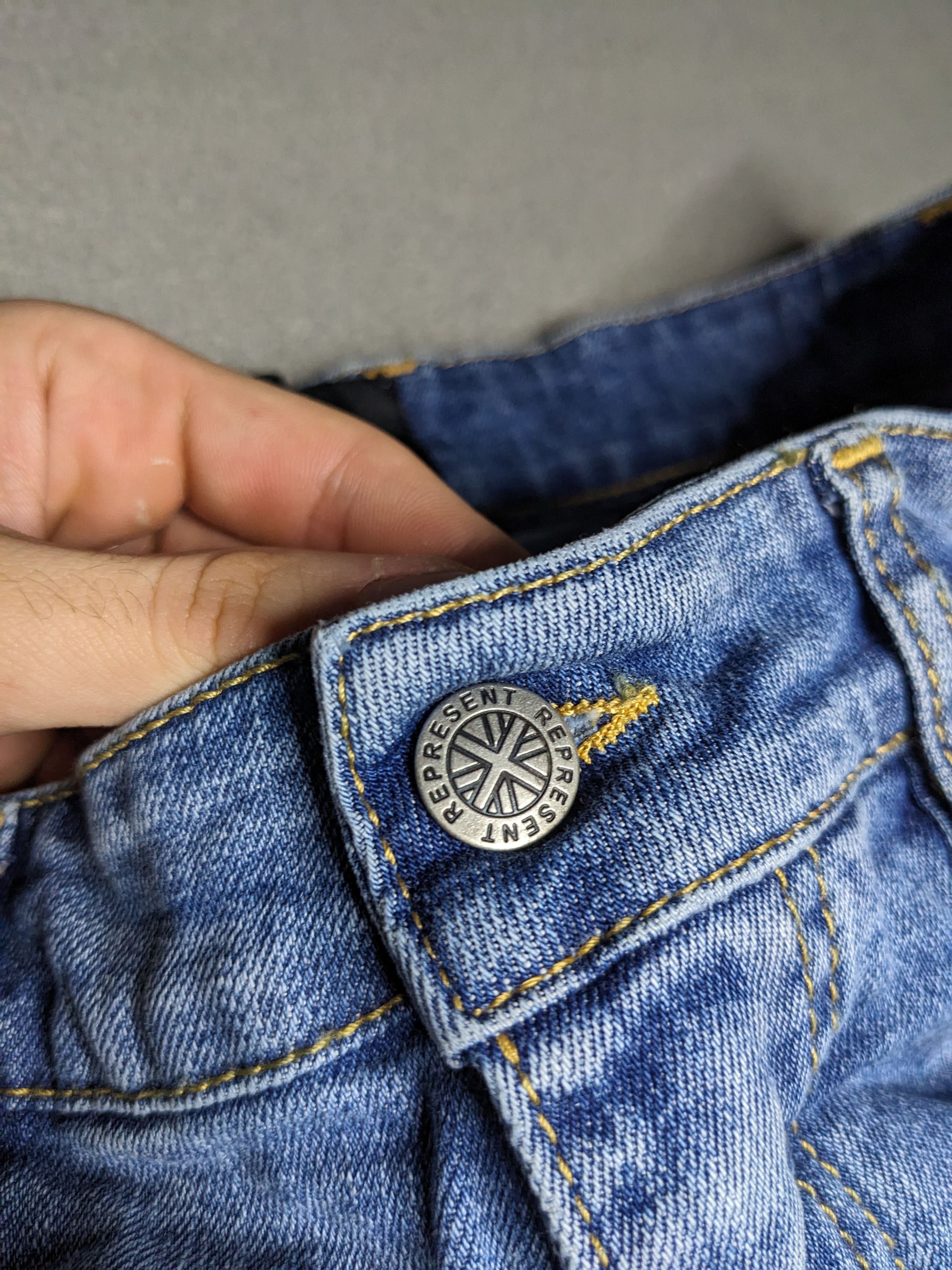 Represent Clo. Represent Repaired Denim 32x30 Distressed Skinny Jeans Italy Size US 32 / EU 48 - 6 Thumbnail