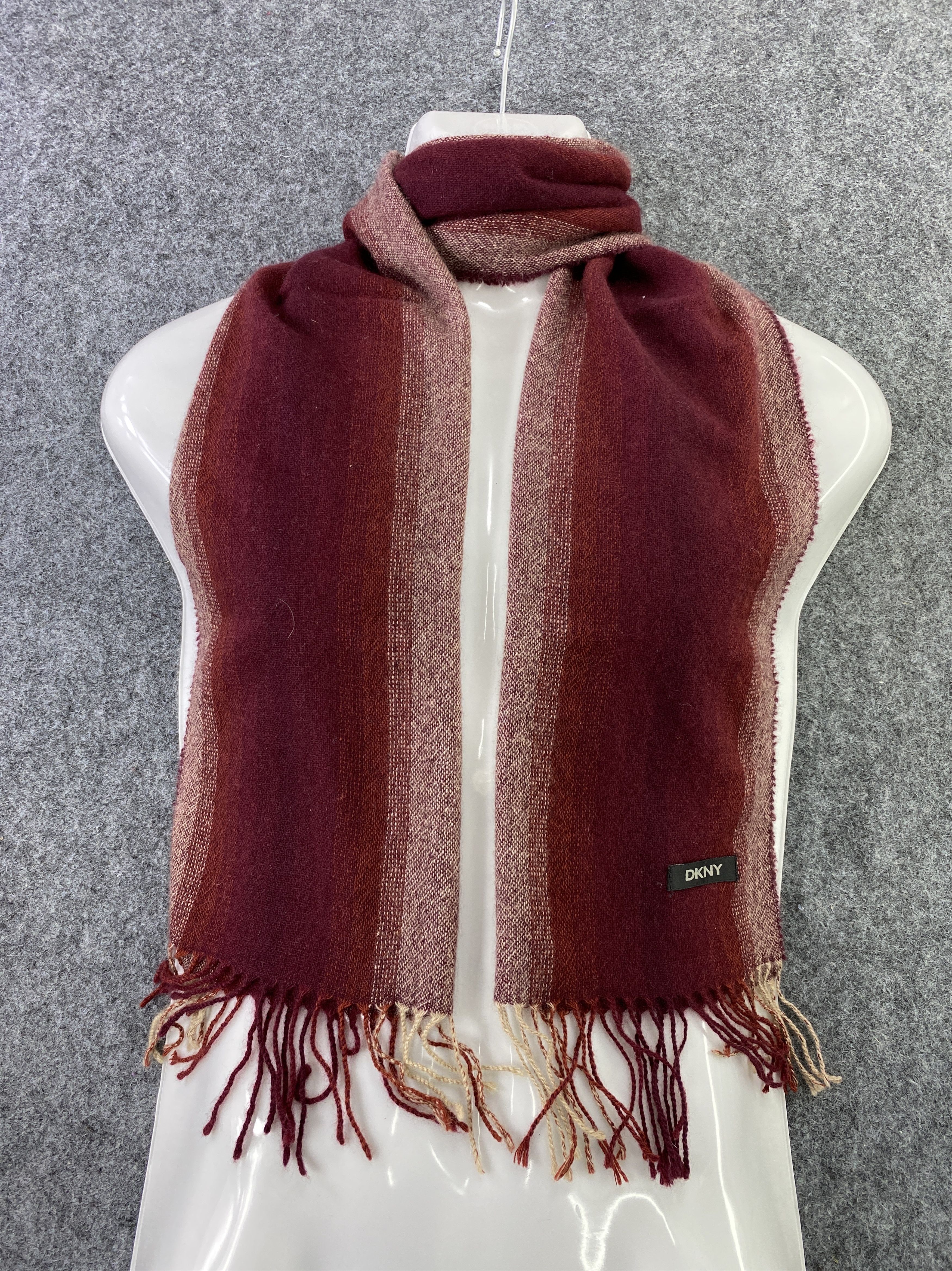 DKNY DKNY Scarf / Muffler / Neckwear -T396 Size ONE SIZE - 2 Thumbnail