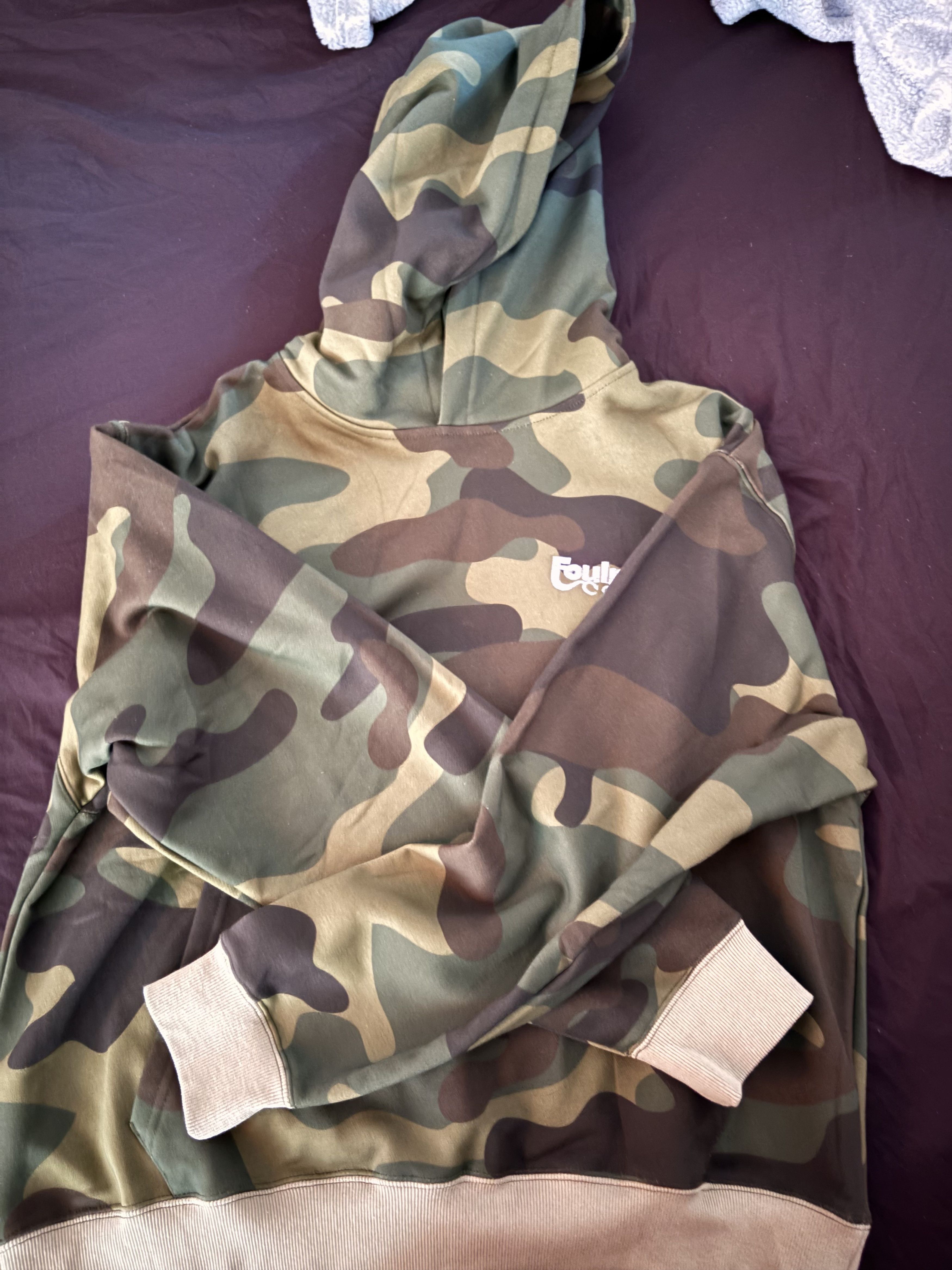 Foulplay Company 2-Hit-Logo Hoodie - (Woodland Camo) Size US L / EU 52-54 / 3 - 2 Thumbnail